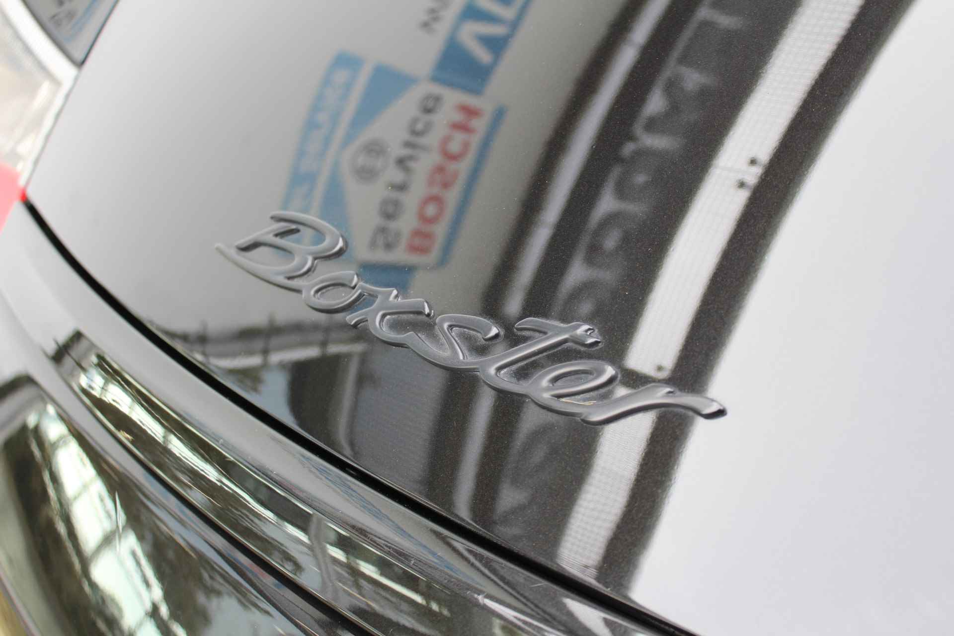 Porsche Boxster 2.7 | Hard en soft top dak | Elektrisch bedienbaar cabrio dak | Airco | Cruise | 16 Inch LMV | Half leder/alcantara bekleding | Origineel NL auto | NAP | - 14/50