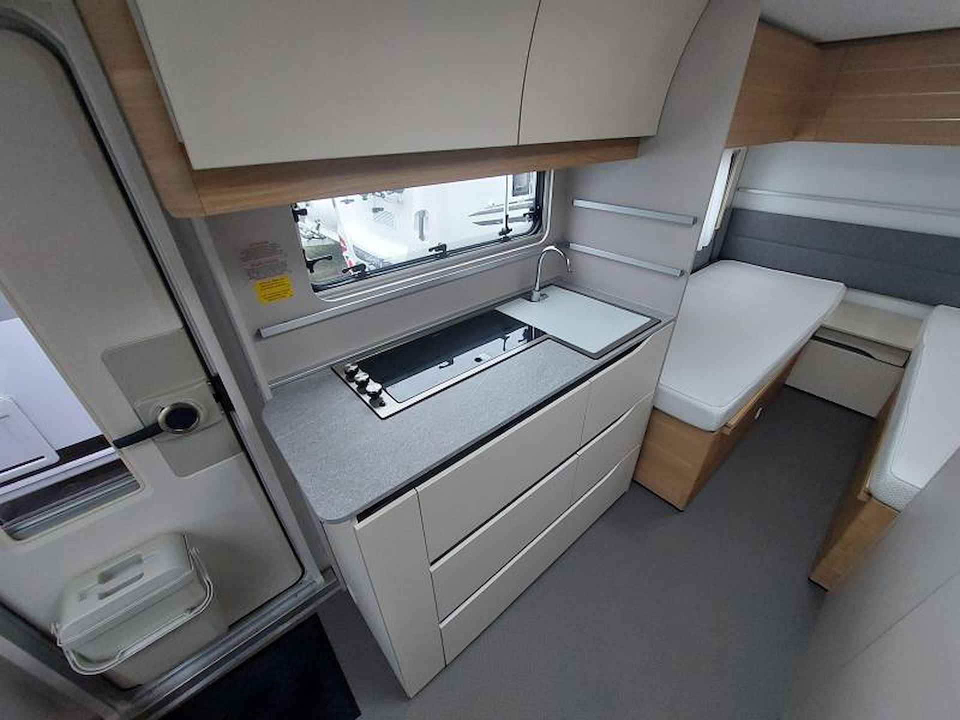 Adria Adora 542 UL 2022 Mover / Voortent - 16/22