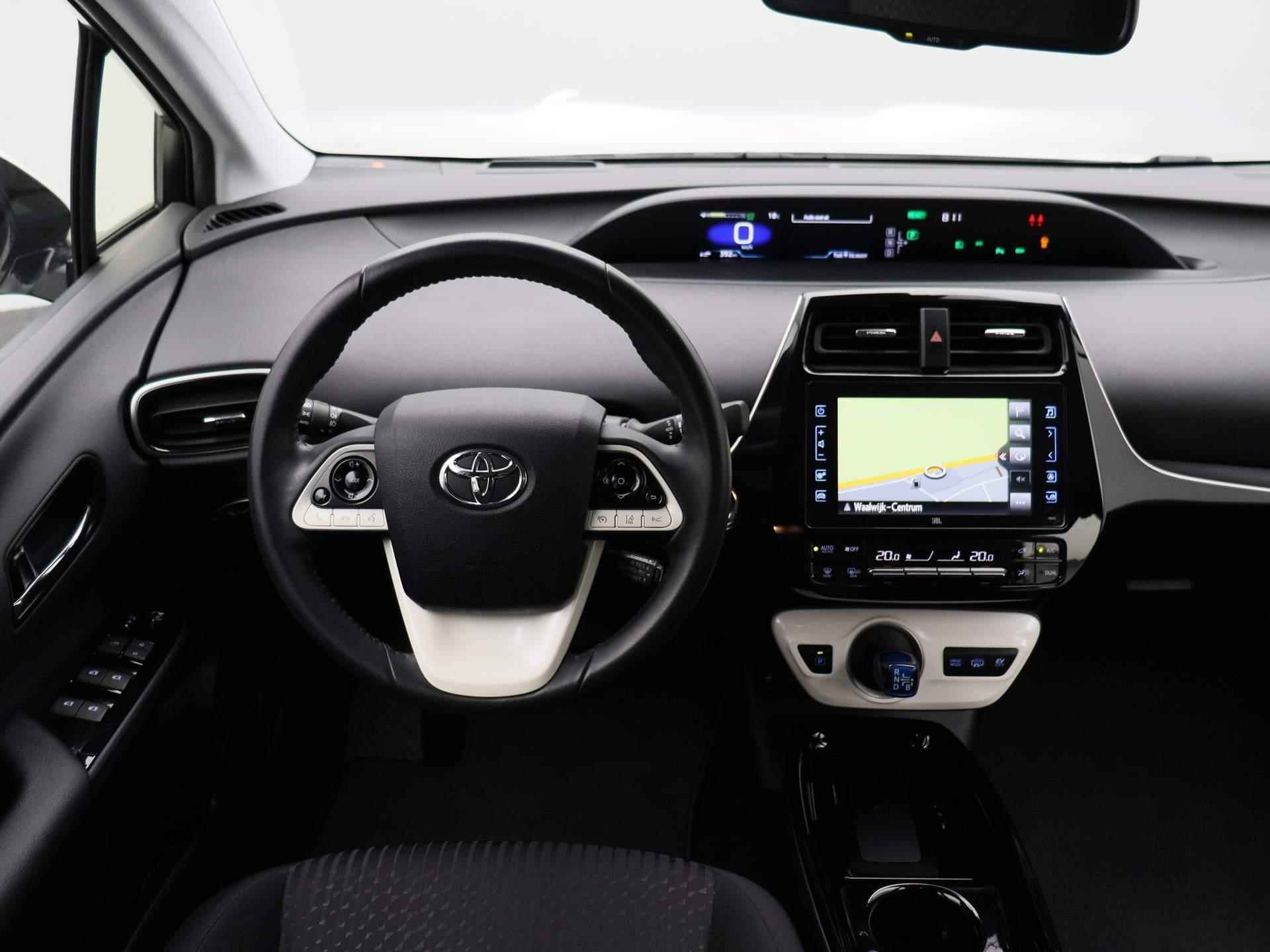 Toyota Prius 1.8 Plug-in Business Plus | JBL Audio | Camera | Head Up | Navigatie | - 7/40