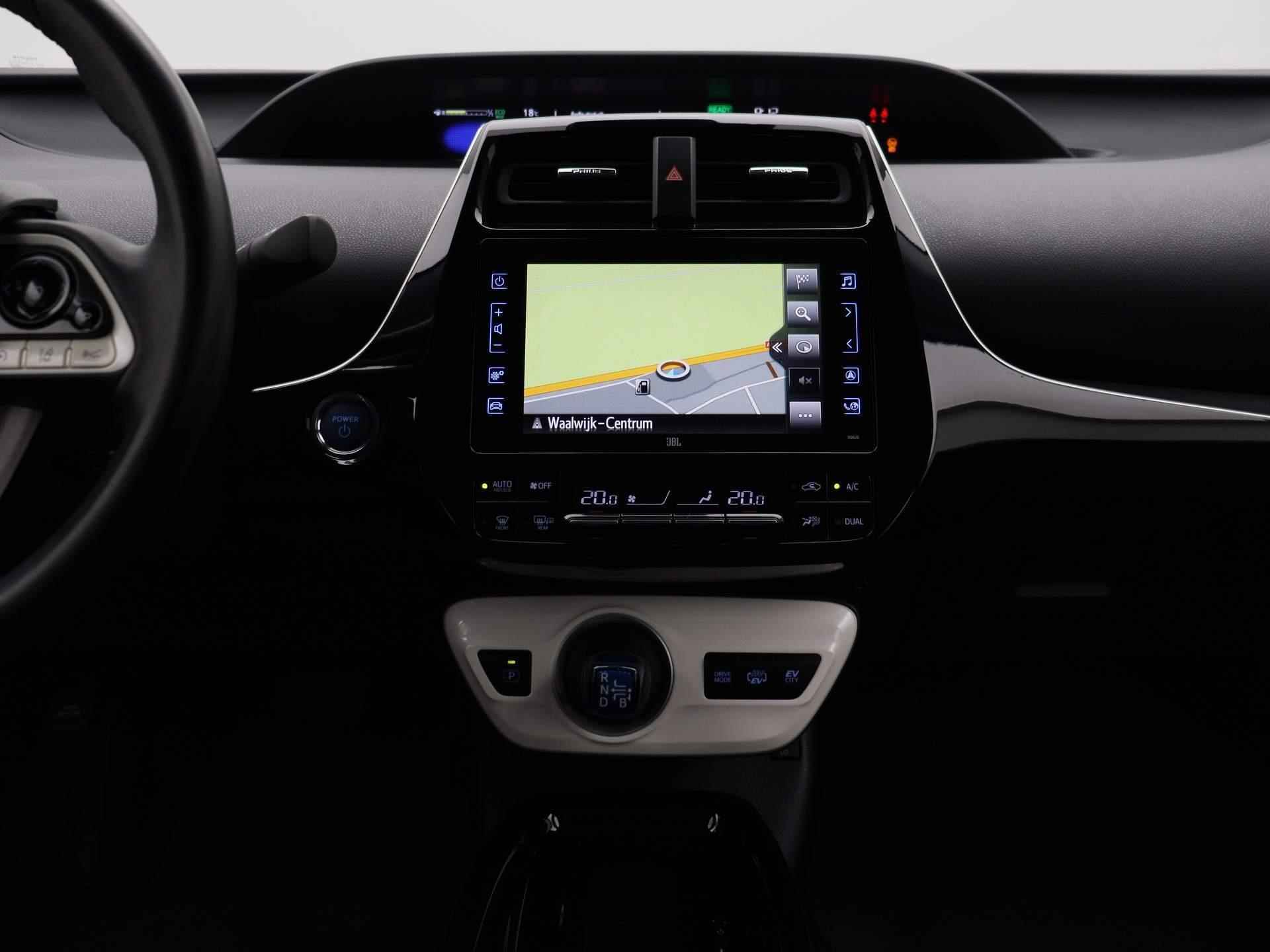 Toyota Prius 1.8 Plug-in Business Plus | JBL Audio | Camera | Head Up | Navigatie | - 9/40