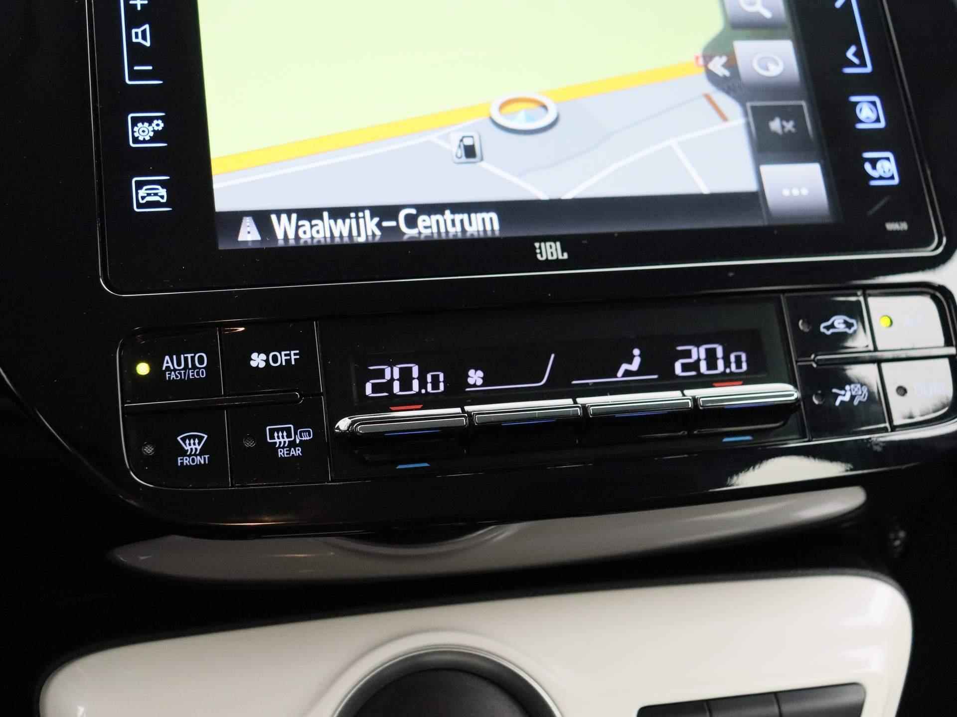 Toyota Prius 1.8 Plug-in Business Plus | JBL Audio | Camera | Head Up | Navigatie | - 17/40