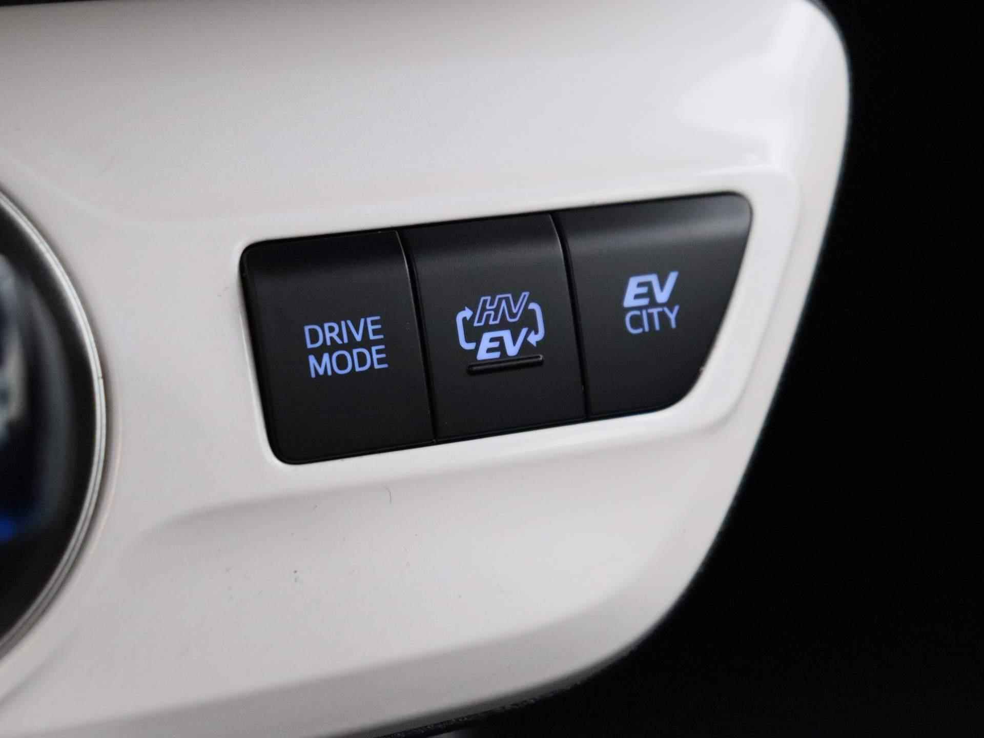 Toyota Prius 1.8 Plug-in Business Plus | JBL Audio | Camera | Head Up | Navigatie | - 23/40
