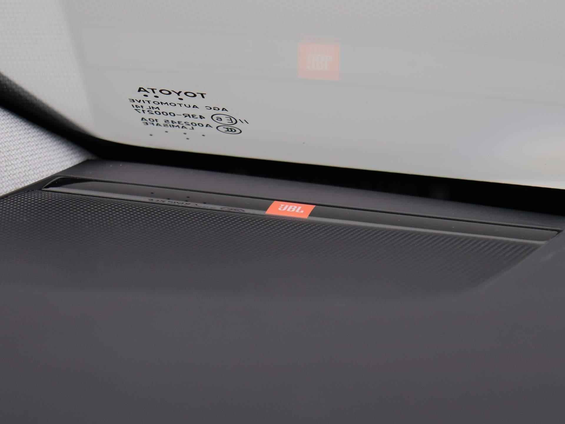 Toyota Prius 1.8 Plug-in Business Plus | JBL Audio | Camera | Head Up | Navigatie | - 27/40