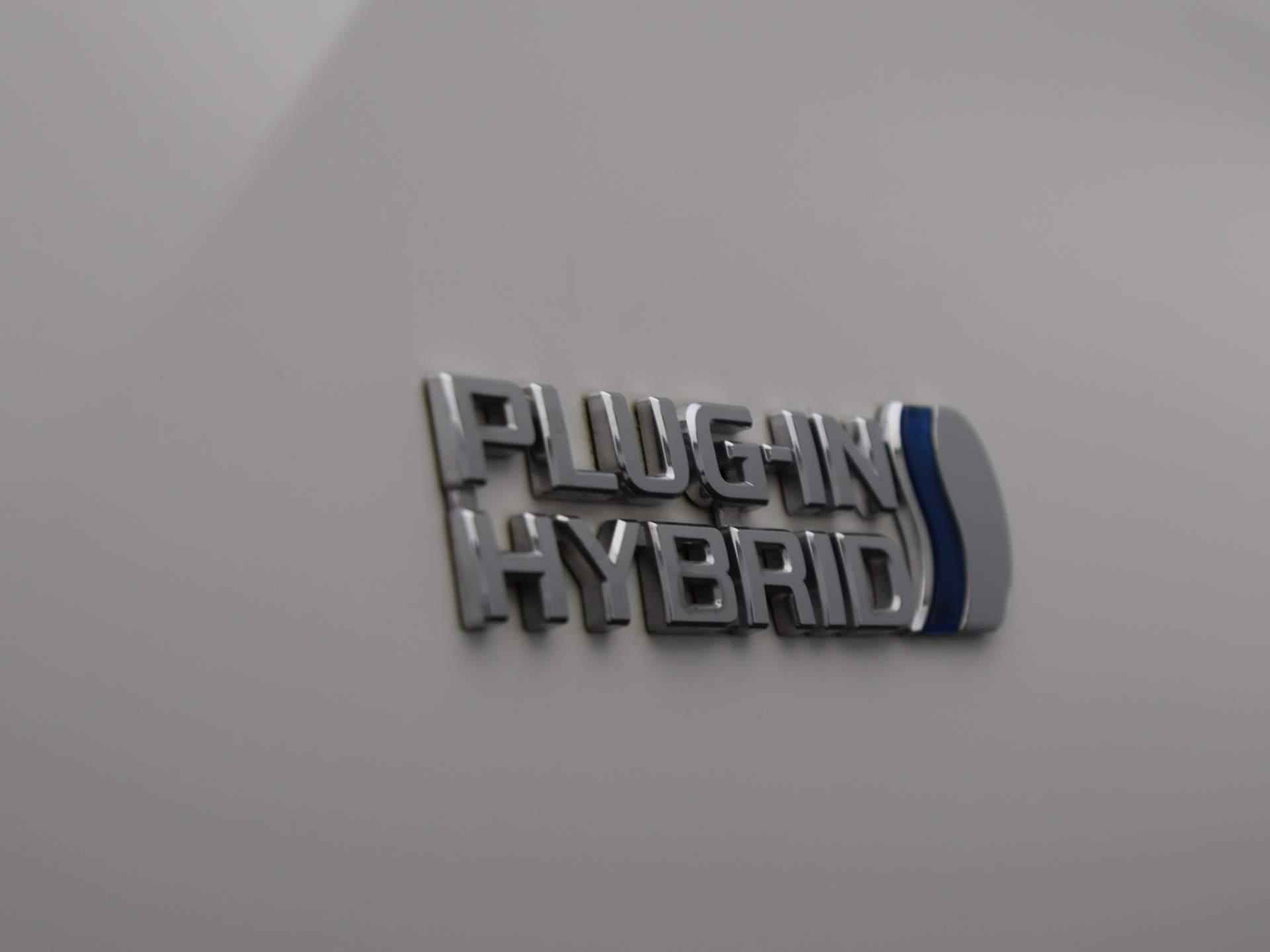Toyota Prius 1.8 Plug-in Business Plus | JBL Audio | Camera | Head Up | Navigatie | - 32/40
