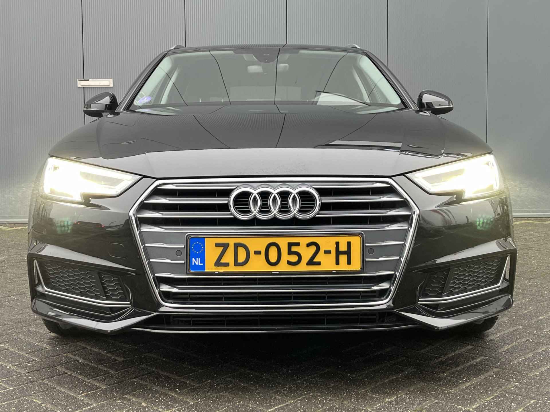 Audi A4 Avant 35 TFSI 150pk Automaat Sport Lease Edition | Elektrische achterklep | Climate controle | Sportstoelen | Trekhaak | Stoelve - 4/32