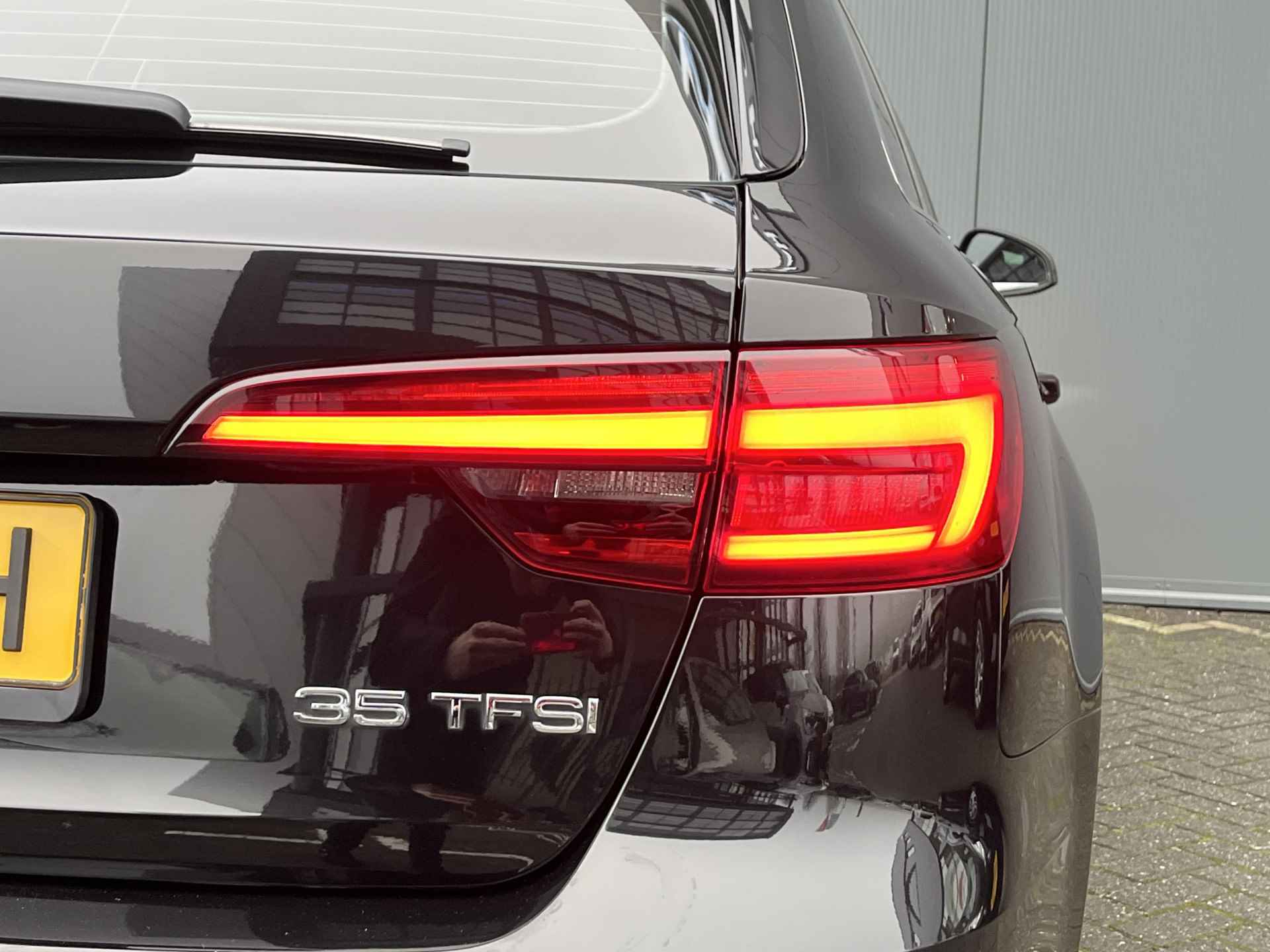 Audi A4 Avant 35 TFSI 150pk Automaat Sport Lease Edition | Elektrische achterklep | Climate controle | Sportstoelen | Trekhaak | Stoelve - 7/32