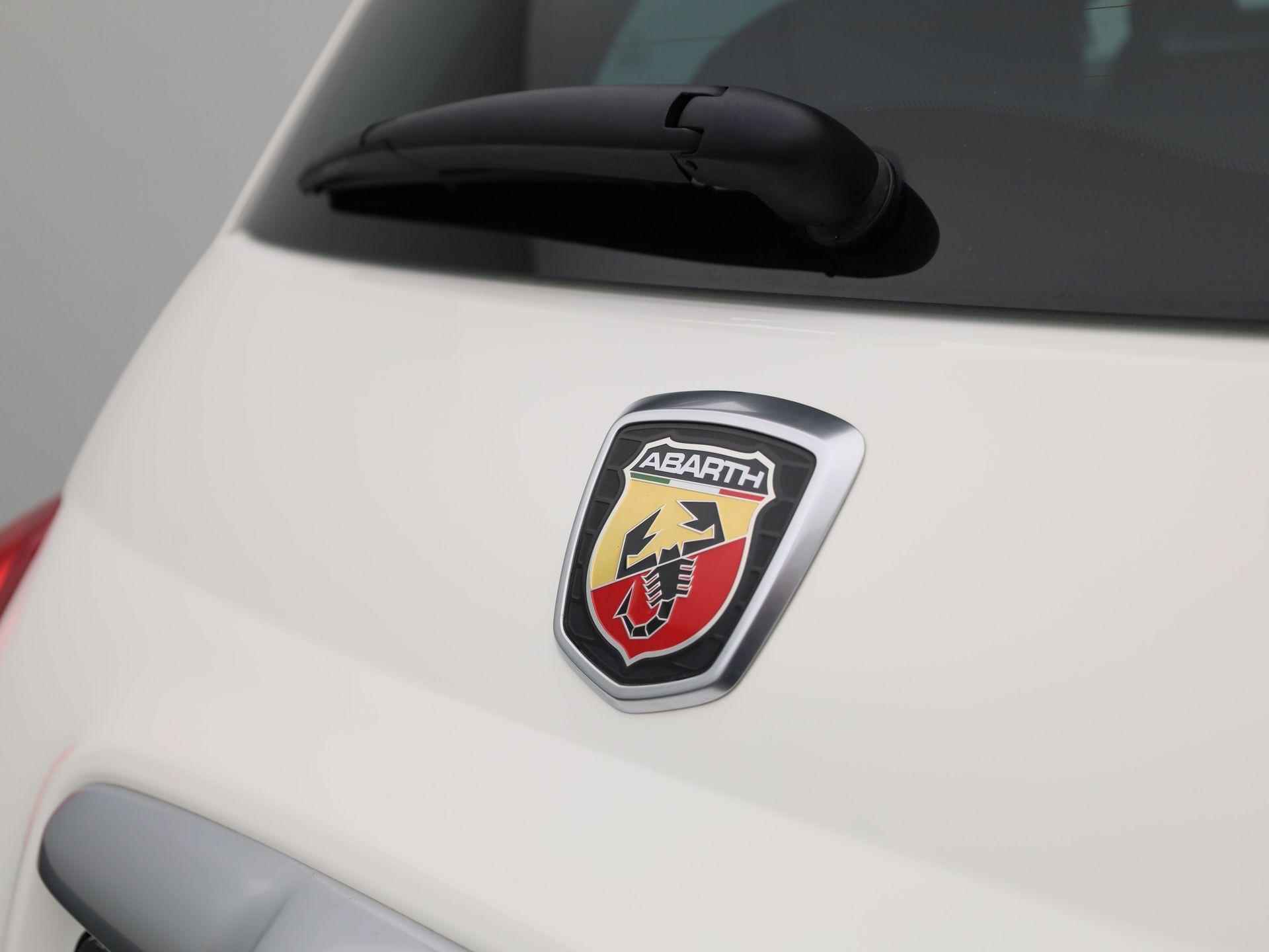 Abarth 500 1.4 T-Jet Abarth Turismo | 595 Turismo | Lederen Sport Bekleding | Apple Carplay | 17 Inch Licht Metalen Velgen | Sportuitlaat | ParkeerSensoren | - 32/39