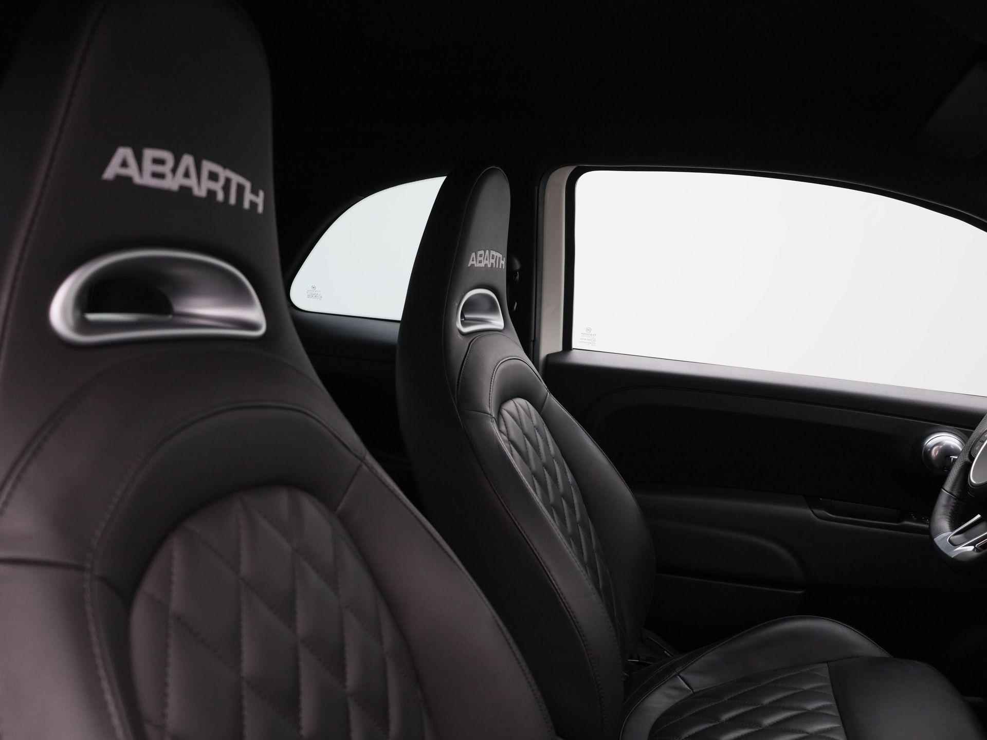 Abarth 500 1.4 T-Jet Abarth Turismo | 595 Turismo | Lederen Sport Bekleding | Apple Carplay | 17 Inch Licht Metalen Velgen | Sportuitlaat | ParkeerSensoren | - 34/39