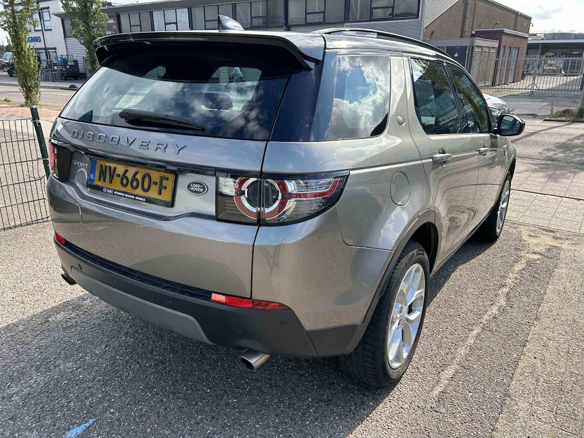 Land rover Discovery Sport 2.0 TD4 Urban Series SE Dynamic - 5/25