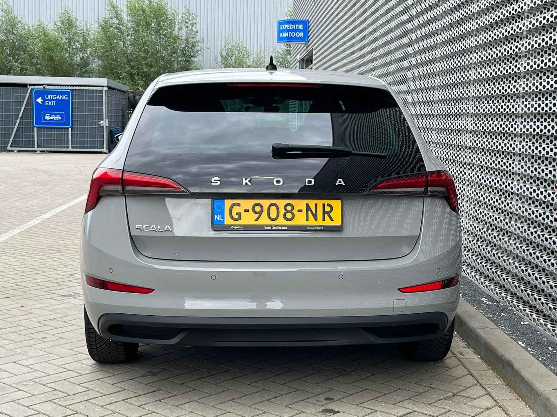 Škoda Scala 1.5 TSI 150 PK DSG Sport Business  LED / Clima / APP-Connect / PDC A / 16" LM Velgen - 7/31