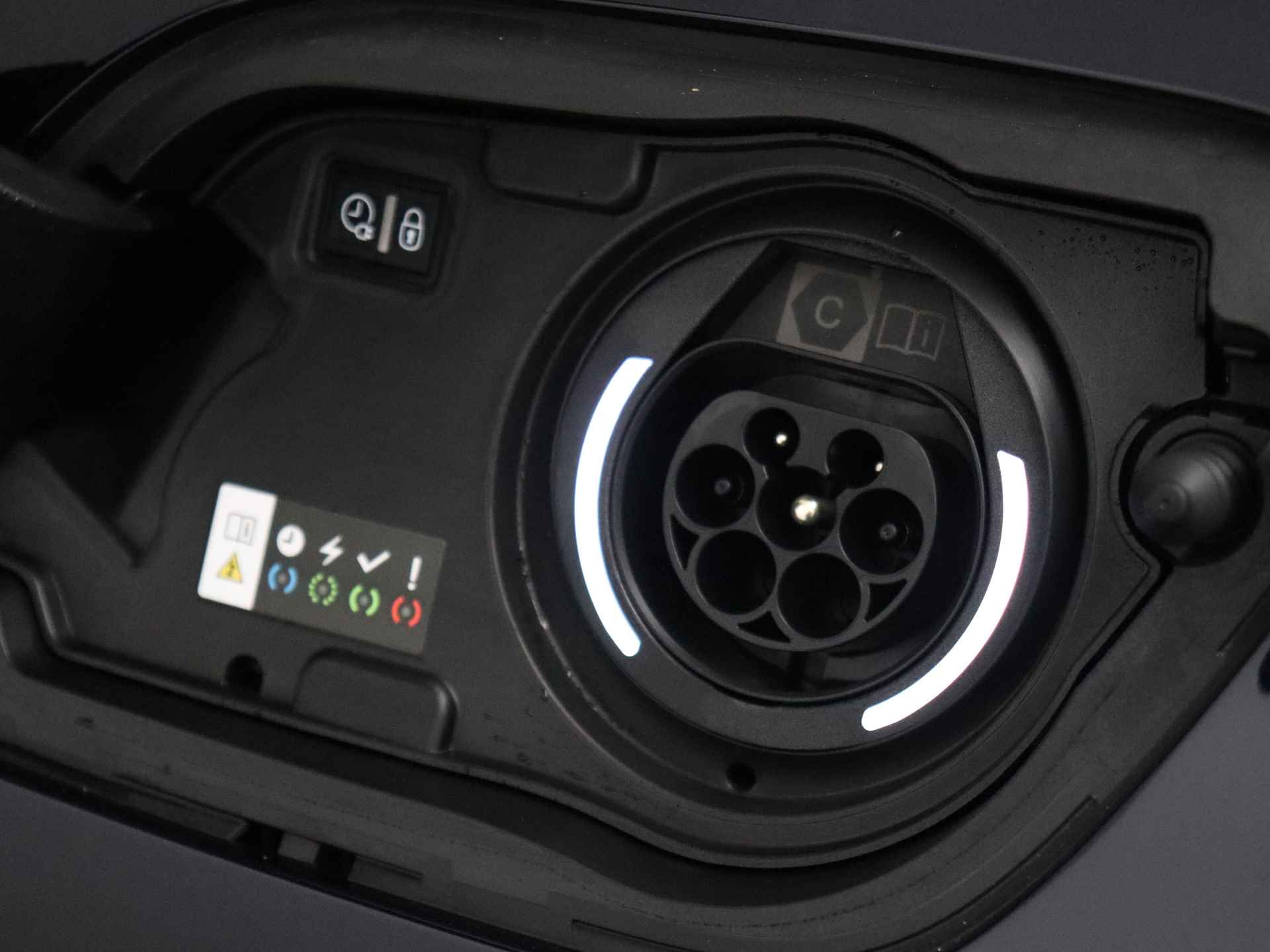 Peugeot 508 1.6 HYbrid Allure Pack Business | Navigatie | Achteruitrijcamera | Parkeersensoren | Stoelverwarming | - 38/39