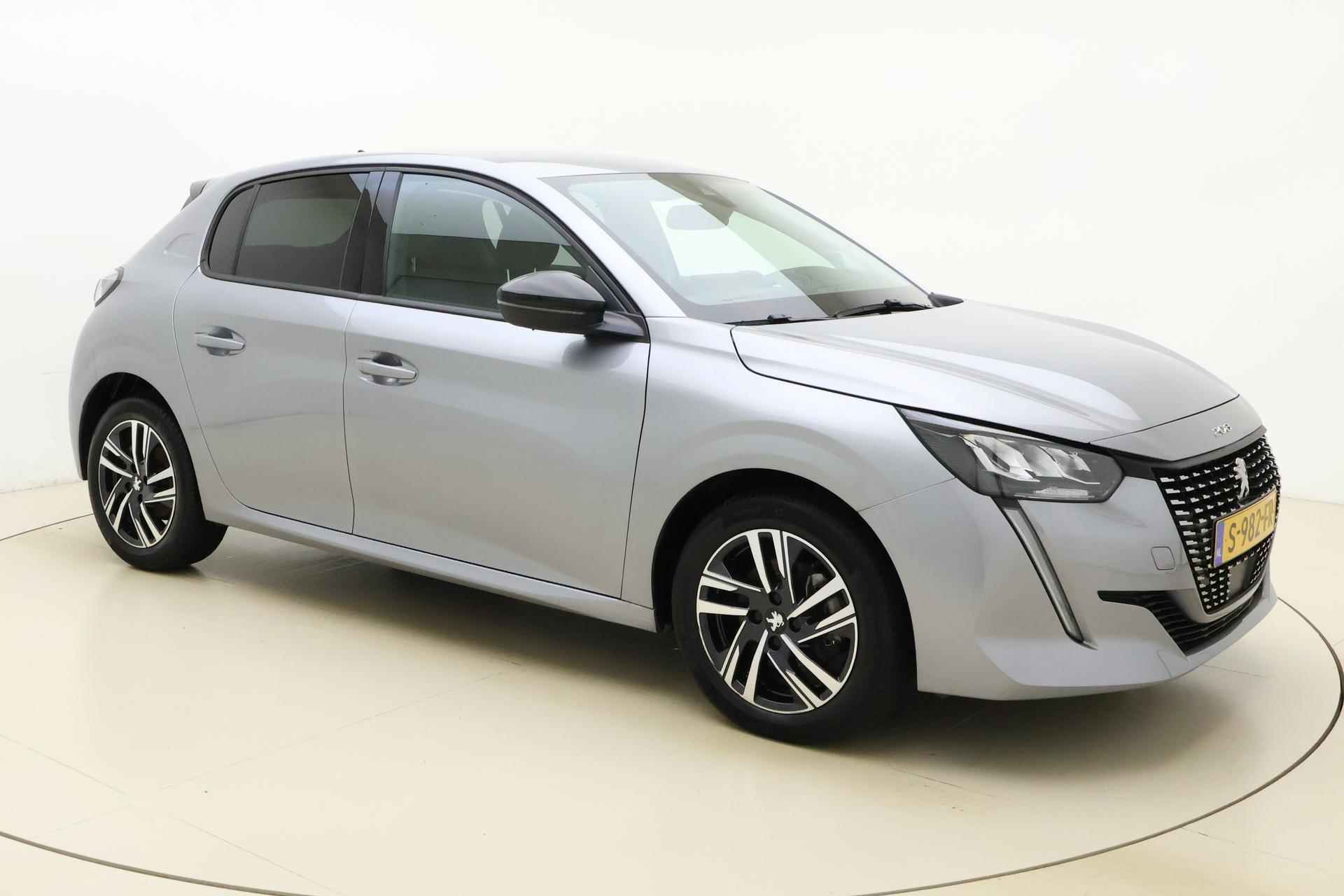 Peugeot 208 1.2 PureTech Allure Pack 100 PK | Handgeschakeld | Cruise Control | Stoelverwarming | Parkeersensor | Navigatie | 1e eigenaar | Licht metalen velgen - 9/34