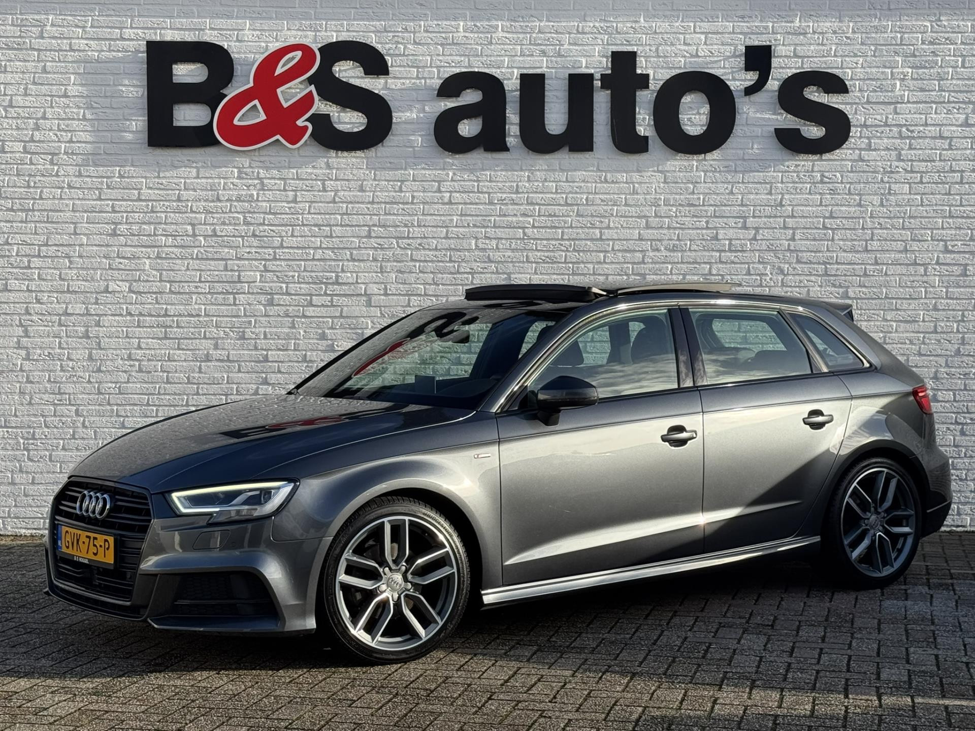 Audi A3 SPORTBACK 35 TFSI CoD Advance Sport Panoramadak S-Line Adaptive Cruise control Climate control Bang&Olufsen