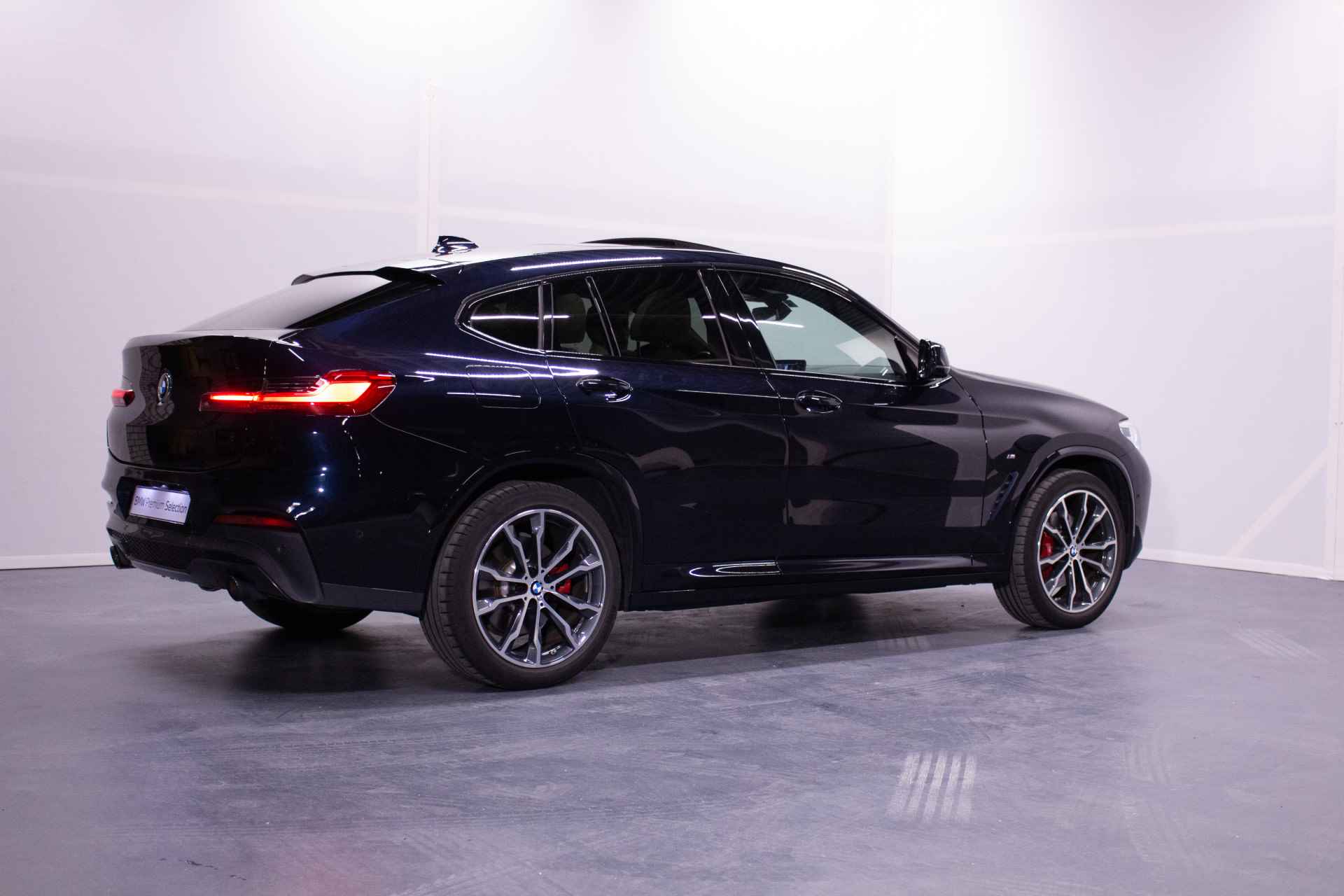 BMW X4 xDrive30i High Executive Edition - 2/15