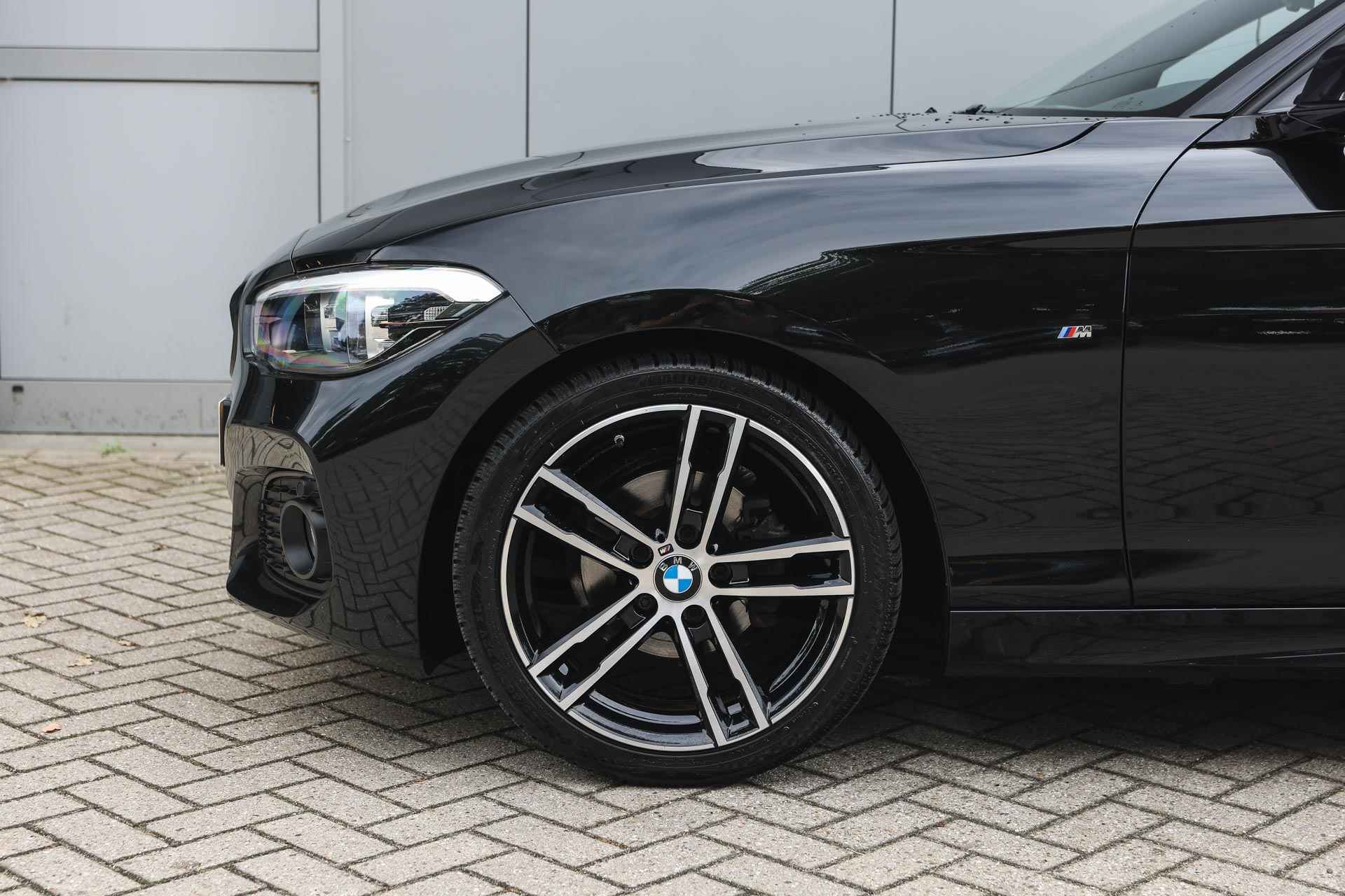 BMW 1-serie 116i High Executive M Sport / Schuif-kanteldak / Sportstoelen / Stoelverwarming / LED / Cruise Control / Navigatie Professional / M Sportonderstel - 6/29