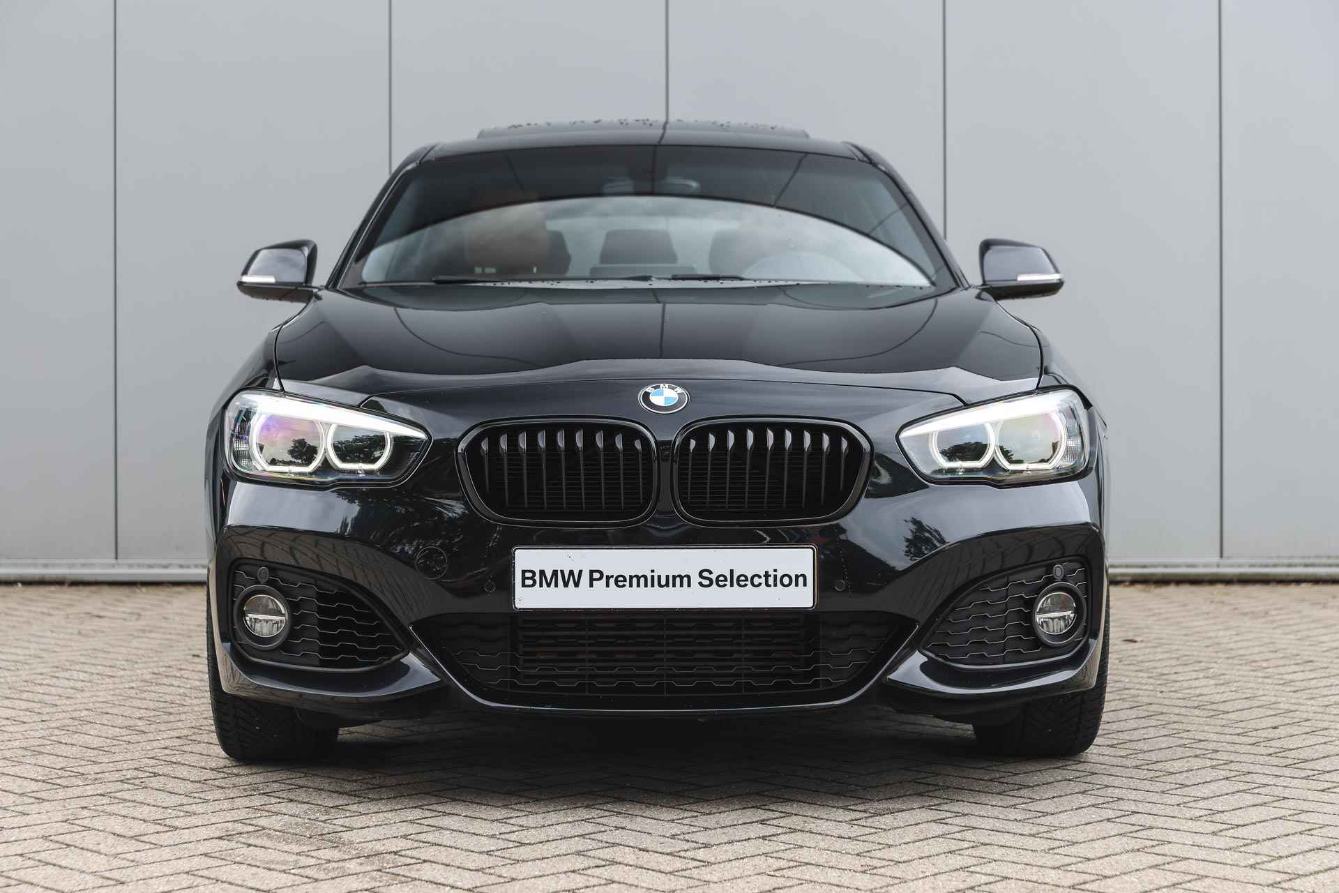 BMW 1-serie 116i High Executive M Sport / Schuif-kanteldak / Sportstoelen / Stoelverwarming / LED / Cruise Control / Navigatie Professional / M Sportonderstel - 7/29