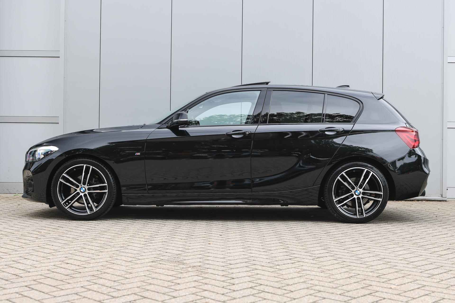 BMW 1-serie 116i High Executive M Sport / Schuif-kanteldak / Sportstoelen / Stoelverwarming / LED / Cruise Control / Navigatie Professional / M Sportonderstel - 9/29