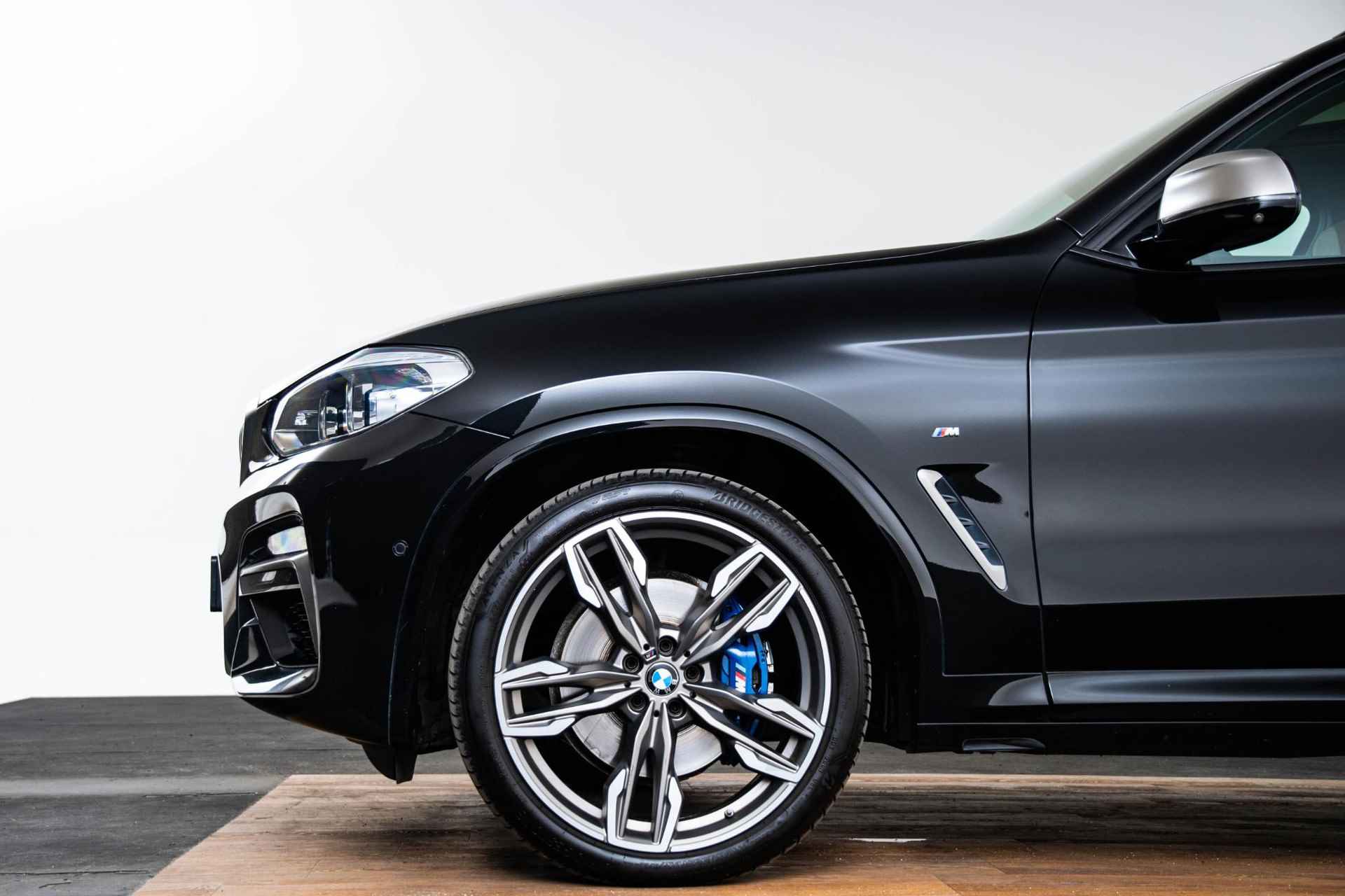 BMW X3 M40i xDrive High Executive Trekhaak - Panoramadak - Elektrisch verstelbare/verwarmde voorstoelen - Parking/Driving Assistant Plus - Comfort Acces - Head Up - Harman Kardon - Sportstoelen - Automatisch dimmende binnen/buitenspiegel - - 7/74