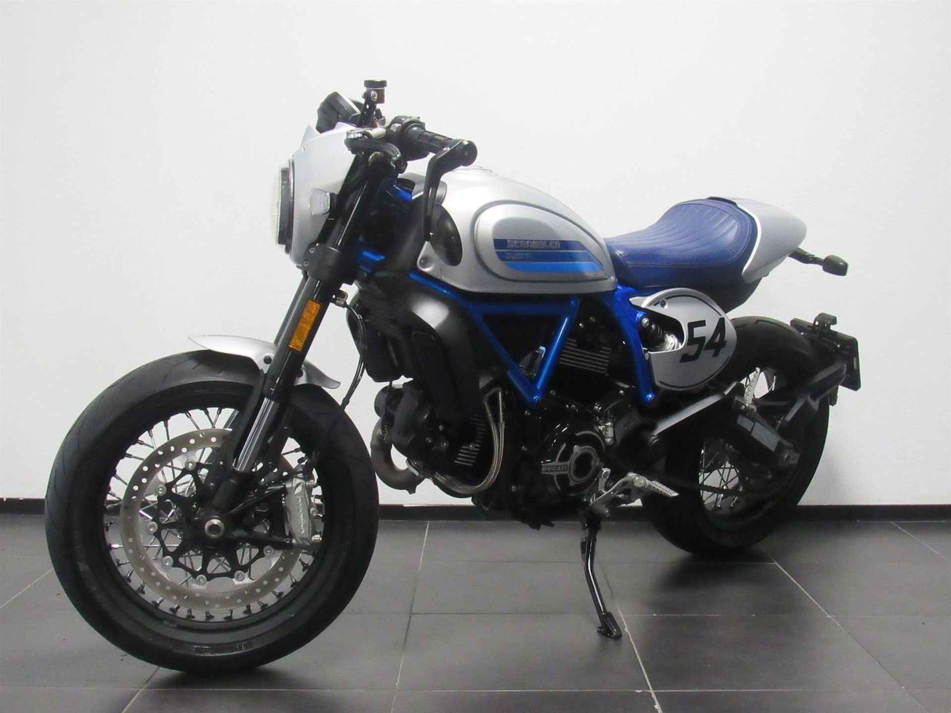 DUCATI SCRAMBLER CAFE RACER - 2019 - 3/7