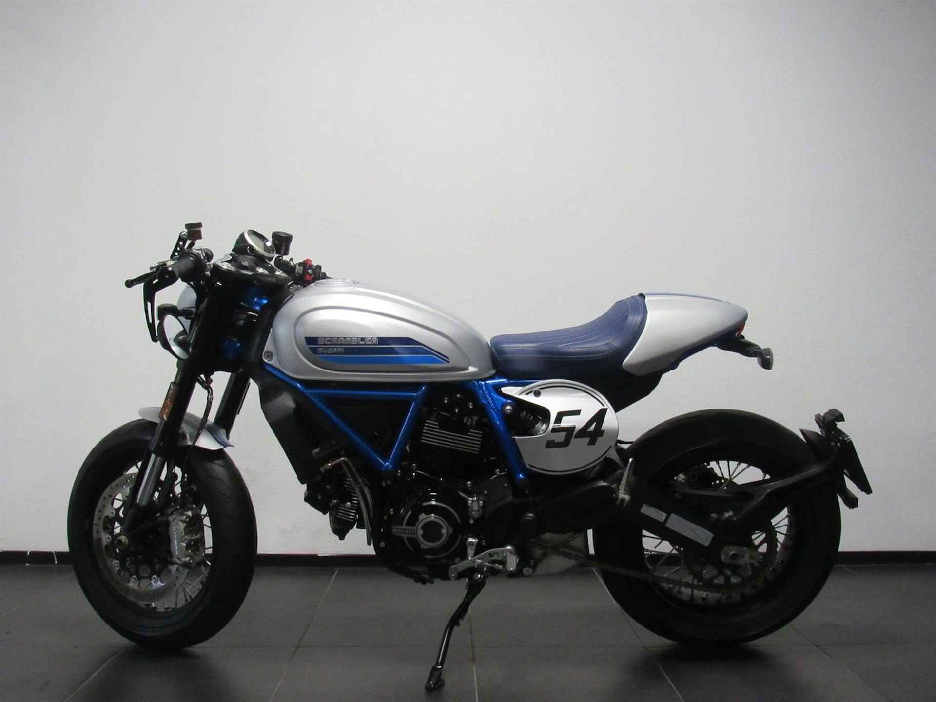 DUCATI SCRAMBLER CAFE RACER - 2019 - 4/7