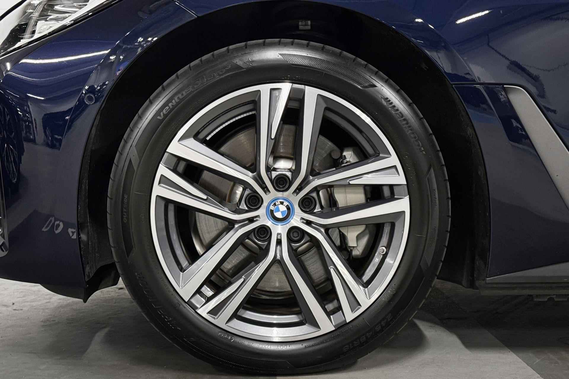 BMW i4 eDrive40 High Executive 84 kWh - 4/26