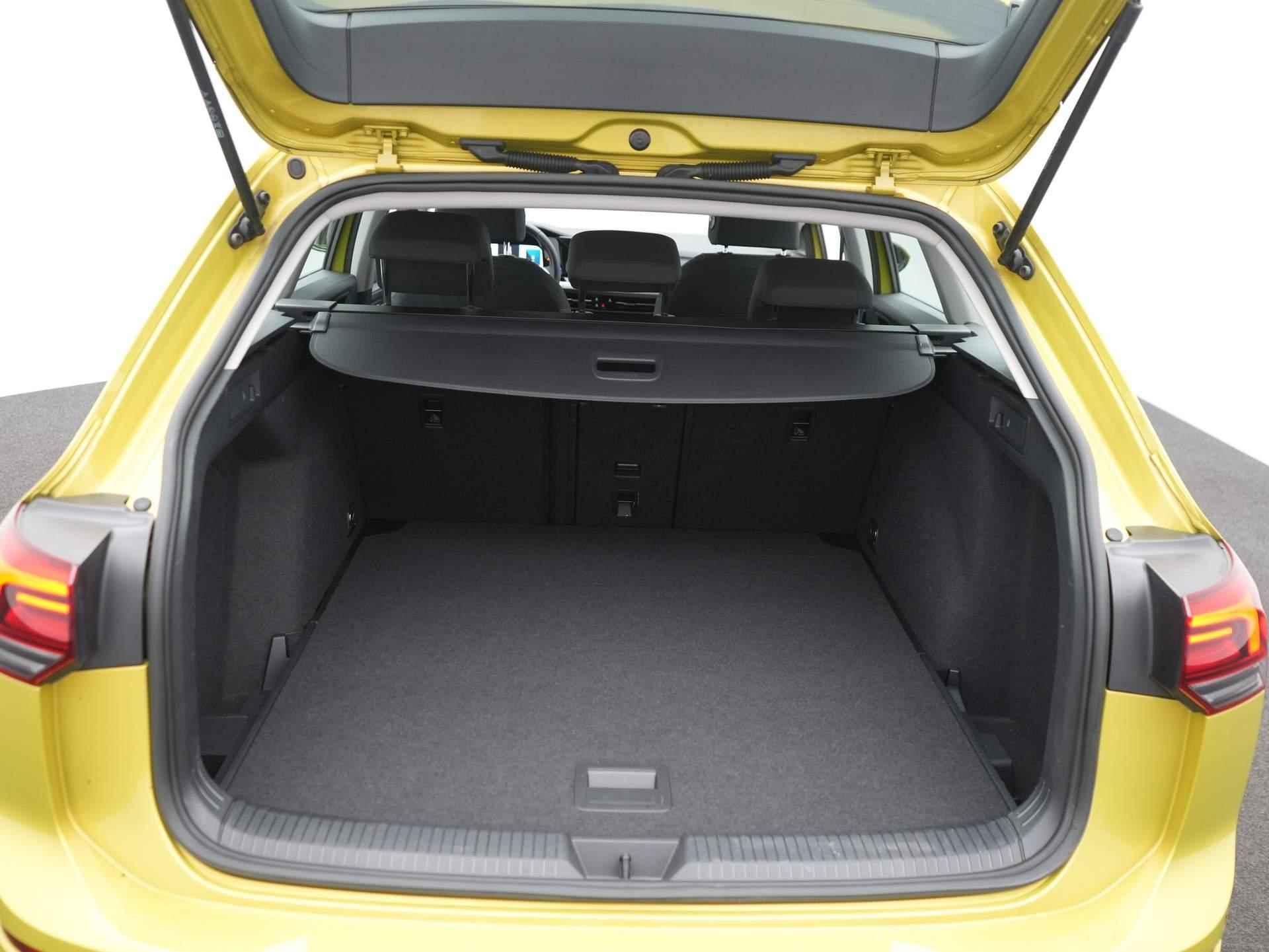 Volkswagen Golf Variant 1.5 TSI Life Business Navigatie / Electr stoelen / Metallic - 50/53