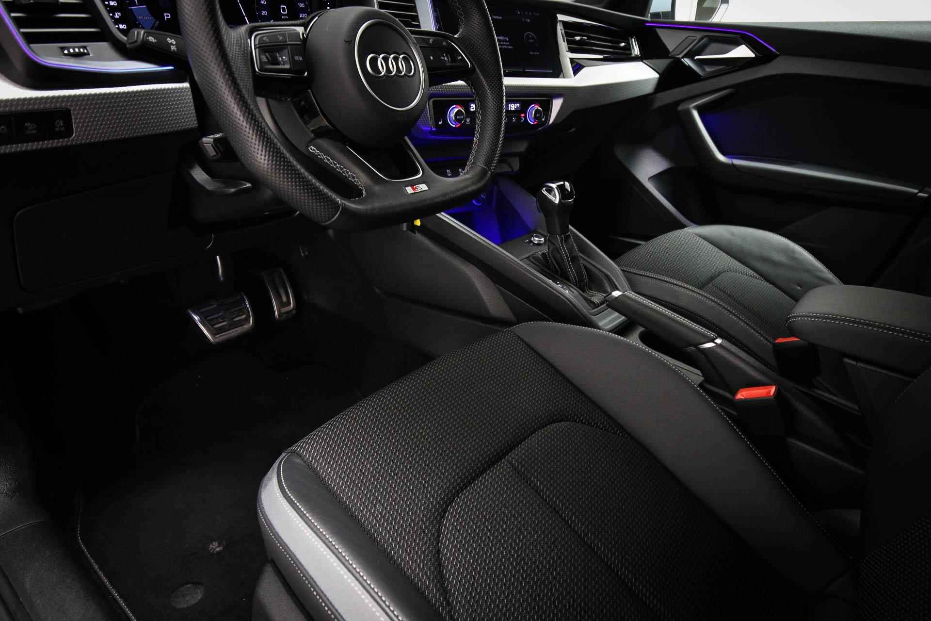 Audi A1 Sportback 35 TFSI S edition | AUTOMAAT | VIRTUAL COCKPIT | LED | HALF LEDER | DAB | APPLE | CAMERA | 18" - 24/52