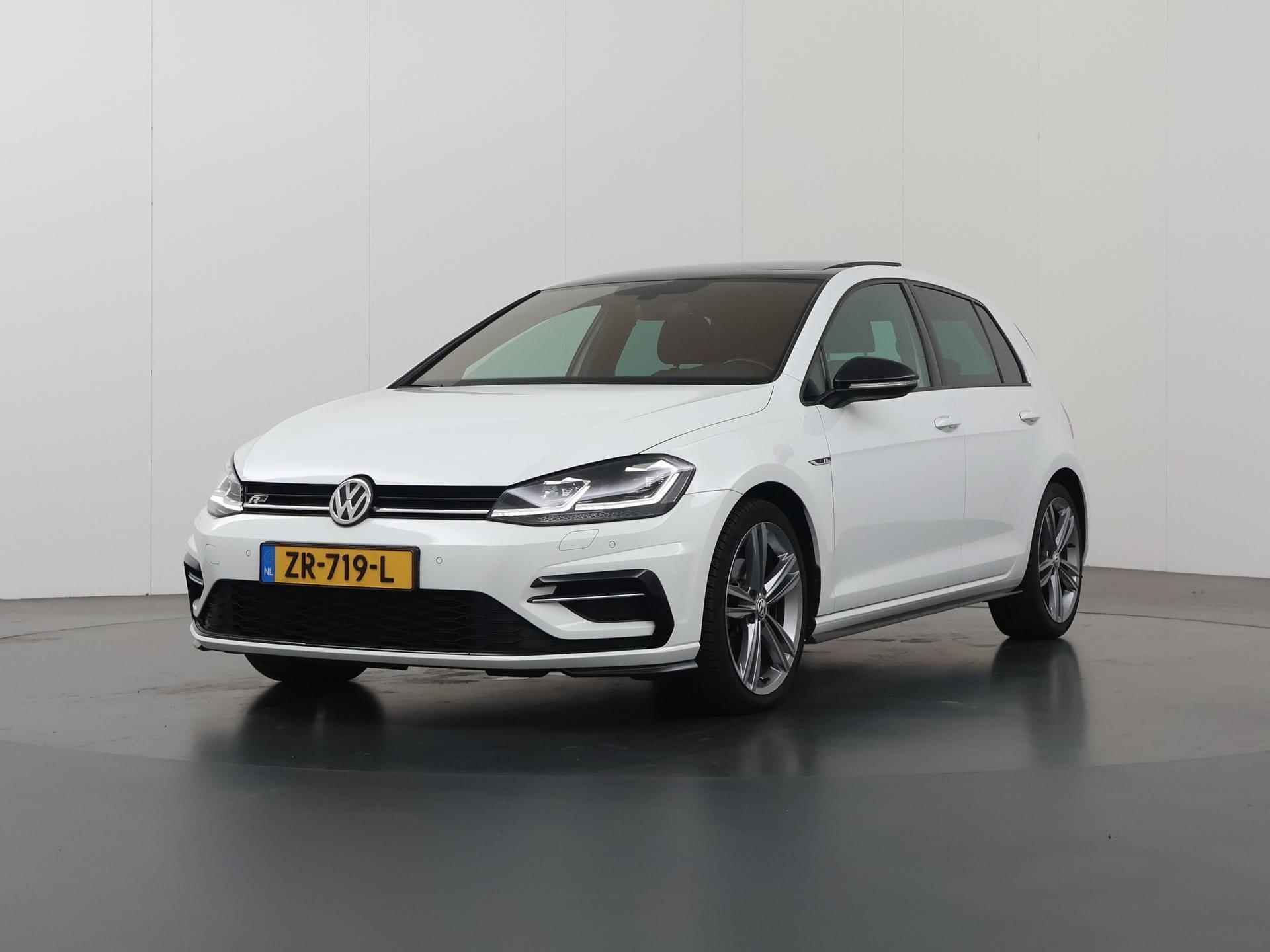 Volkswagen Golf 1.5 TSI Highline Business R | R-Line | Panoramadak | Adaptieve Cruise Control | Navigatie | Privacy Glass | Sportstoelen | DAB | Digitaal Dashboard | Stoelverwarming | Apple CarPlay | Premium Audio | LED | - 42/42