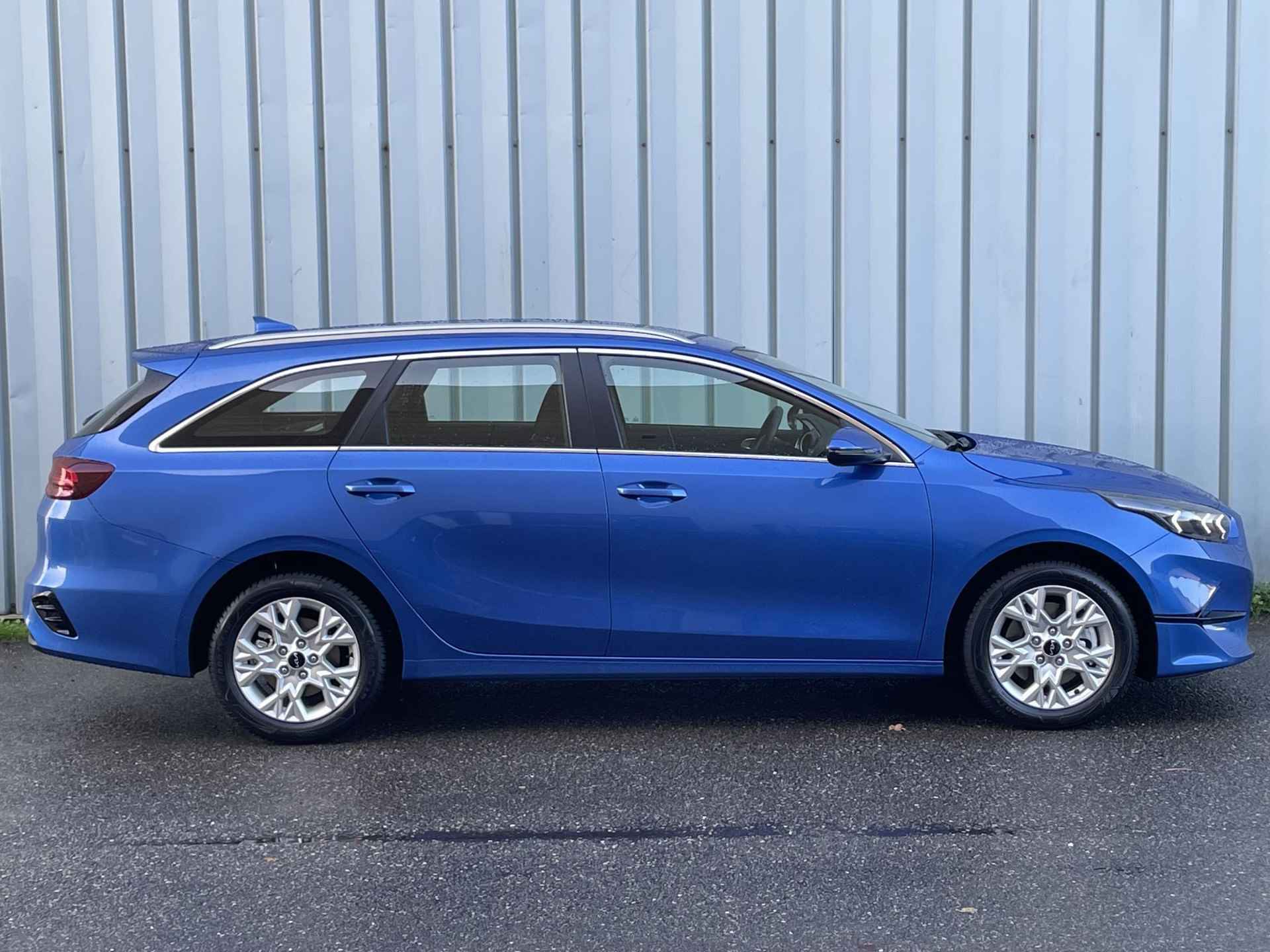 Kia Ceed Sportswagon 1.5 T-GDi DynamicLine Extra inruilvoordeel € 4500.- | Navi | Cruise control | apple carplay | Parkeersensoren vóór en achter | Prijs is inclusief actiekorting - 4/29