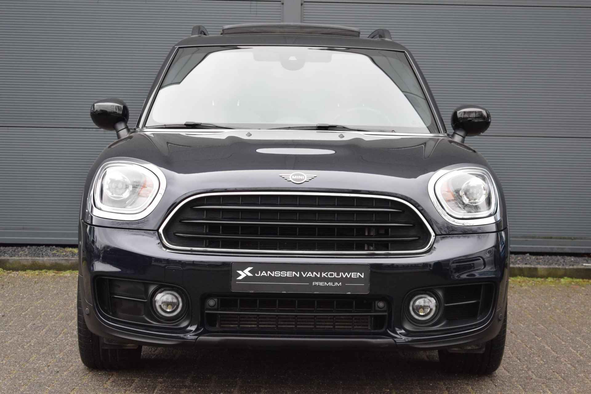 Mini Mini Countryman 1.5 Cooper Chili / Panoramadak / Leder / Stoel-Voorruitverwarming - 2/58