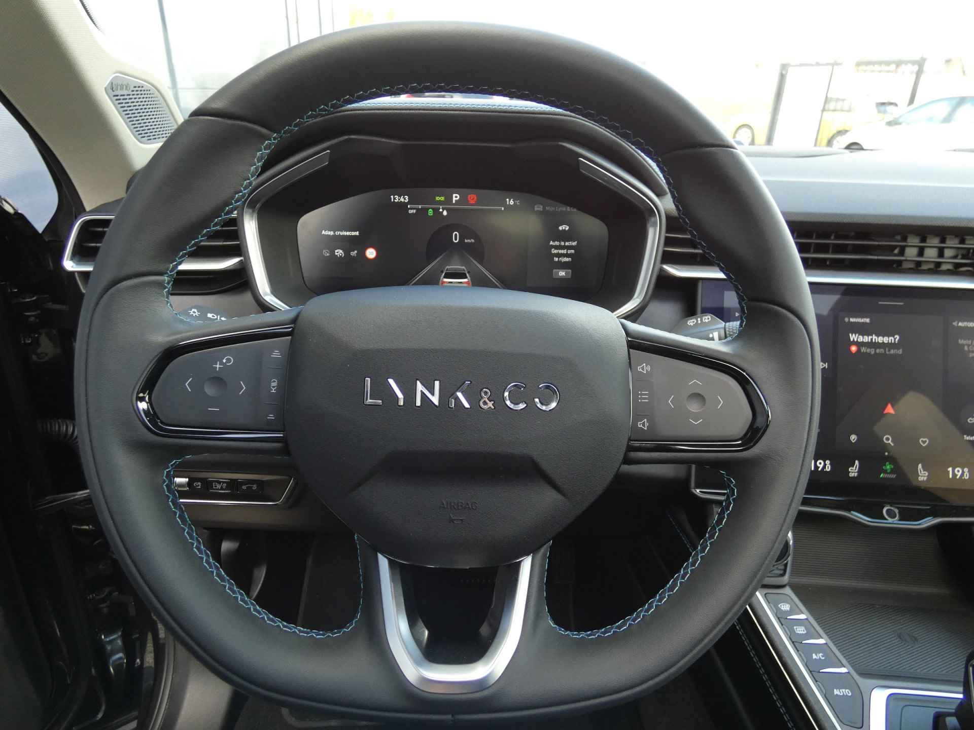 Lynk & Co 01 1.5 262pk Automaat | Panoramadak | Navigatie | Camera - 26/54