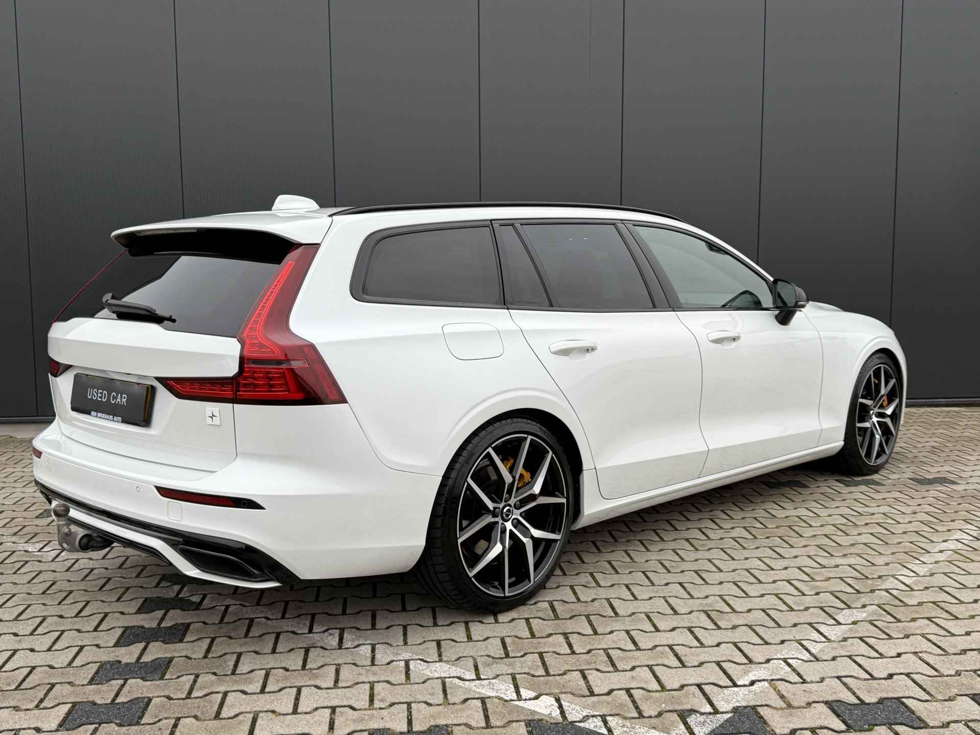 Volvo V60 T8 Twin Engine AWD Polestar Engineered | Trekhaak | Stoel/Stuur verwarming | Camera | Parkeersensoren voor en achter | BLIS | Ad - 38/38