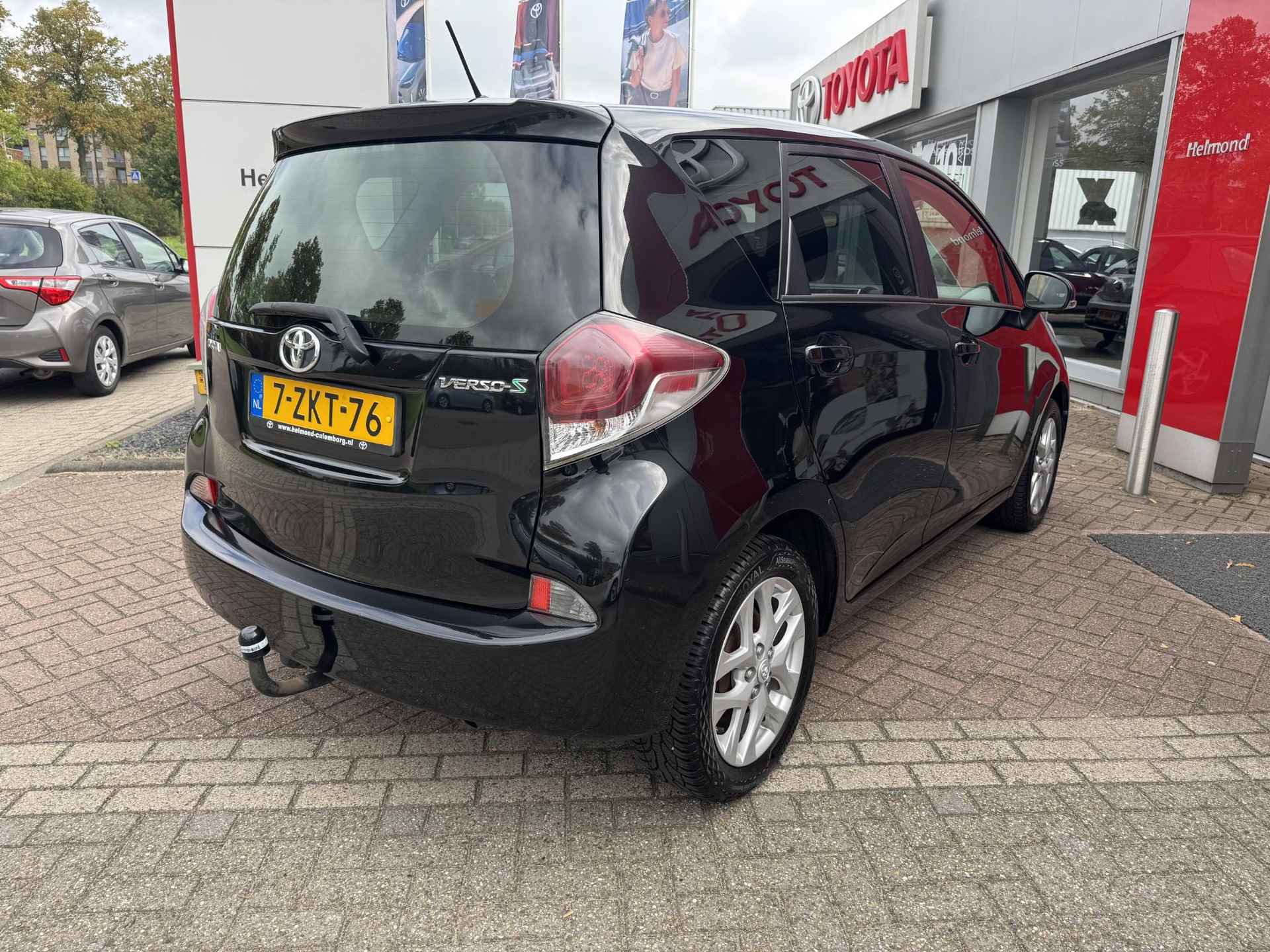 Toyota Verso-S 1.3 VVT-i Trend met Trekhaak, Navigatie en Cruise control - 5/30