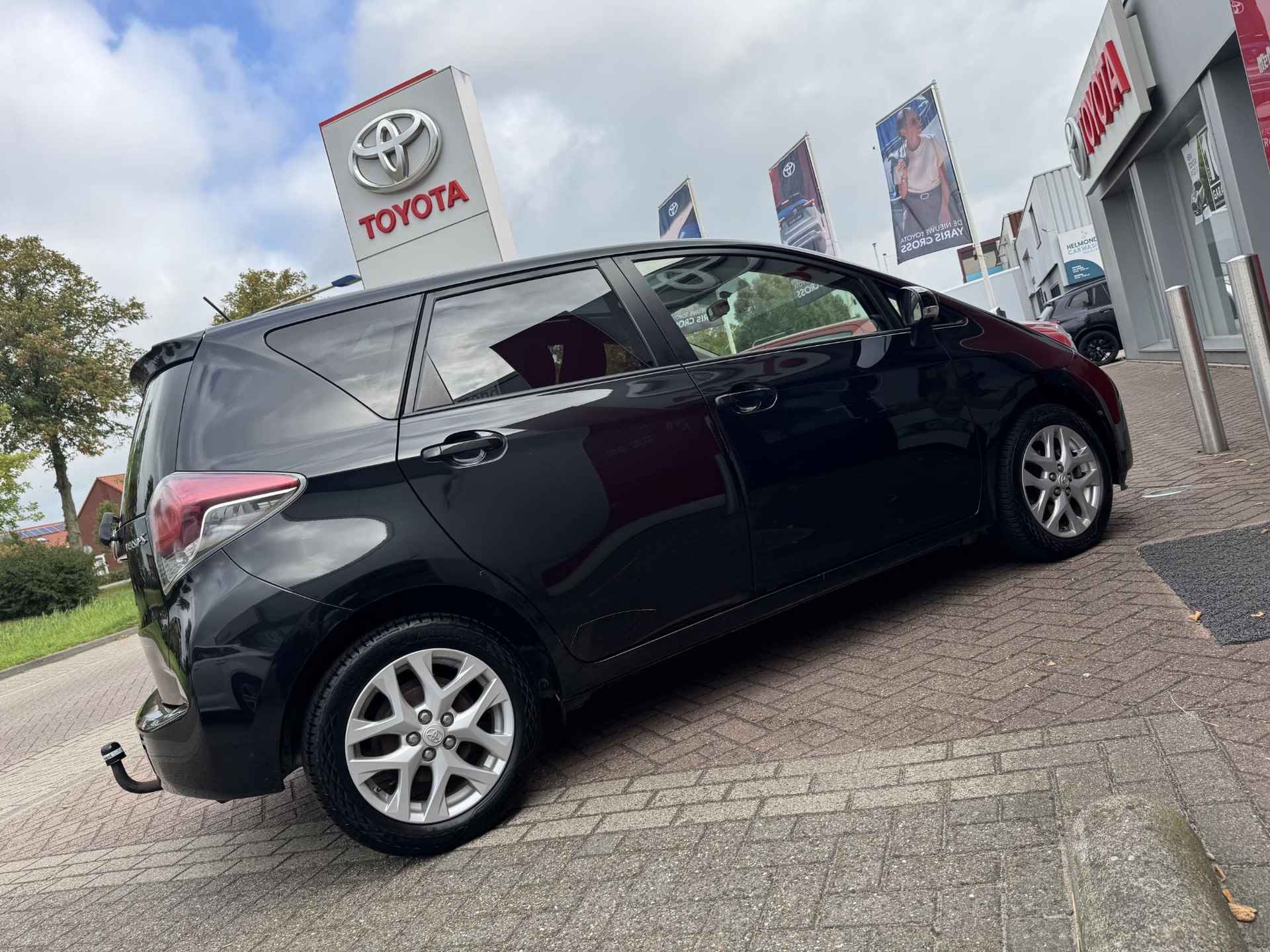 Toyota Verso-S 1.3 VVT-i Trend met Trekhaak, Navigatie en Cruise control - 7/30