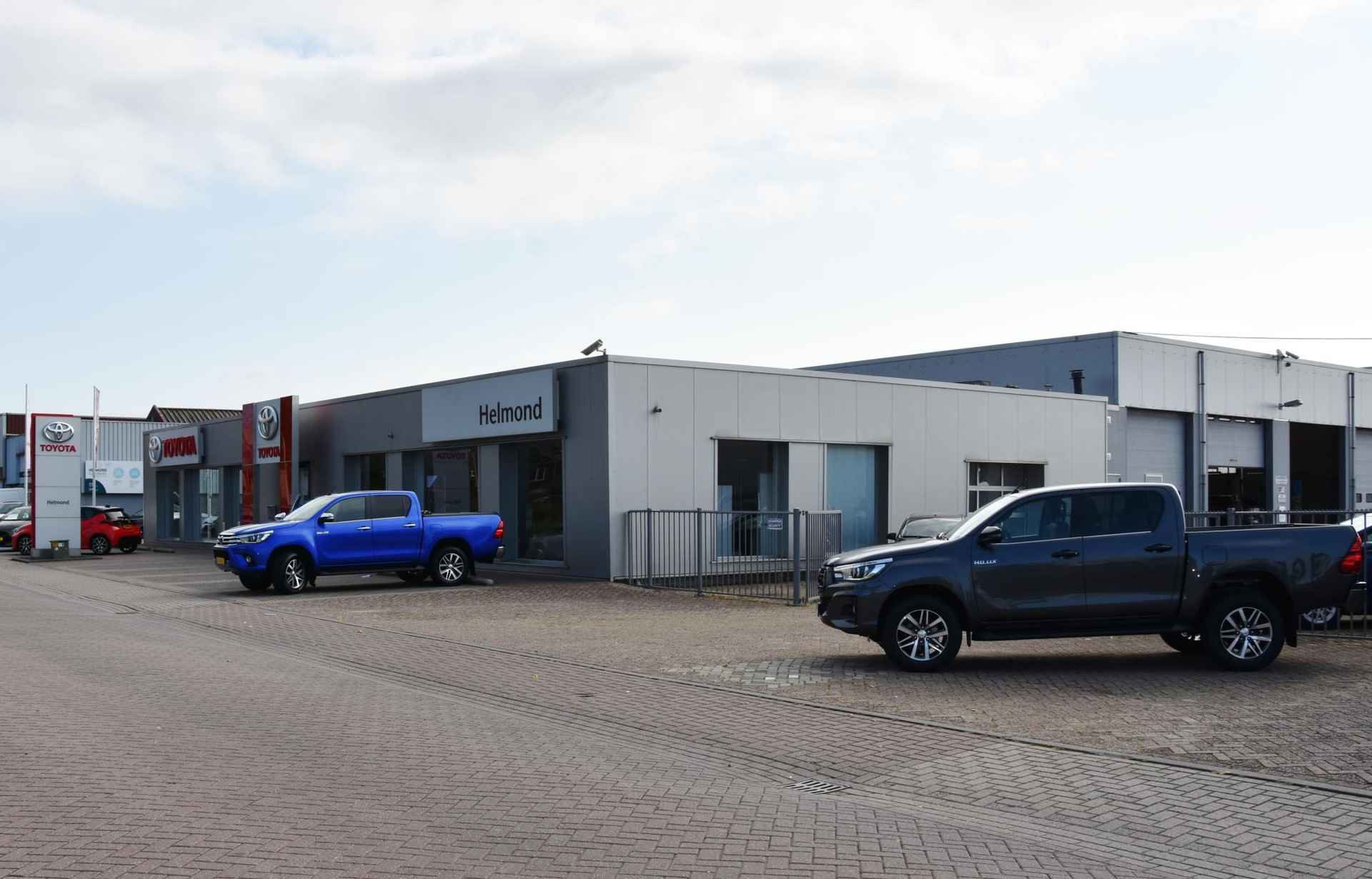 Toyota Verso-S 1.3 VVT-i Trend met Trekhaak, Navigatie en Cruise control - 29/30