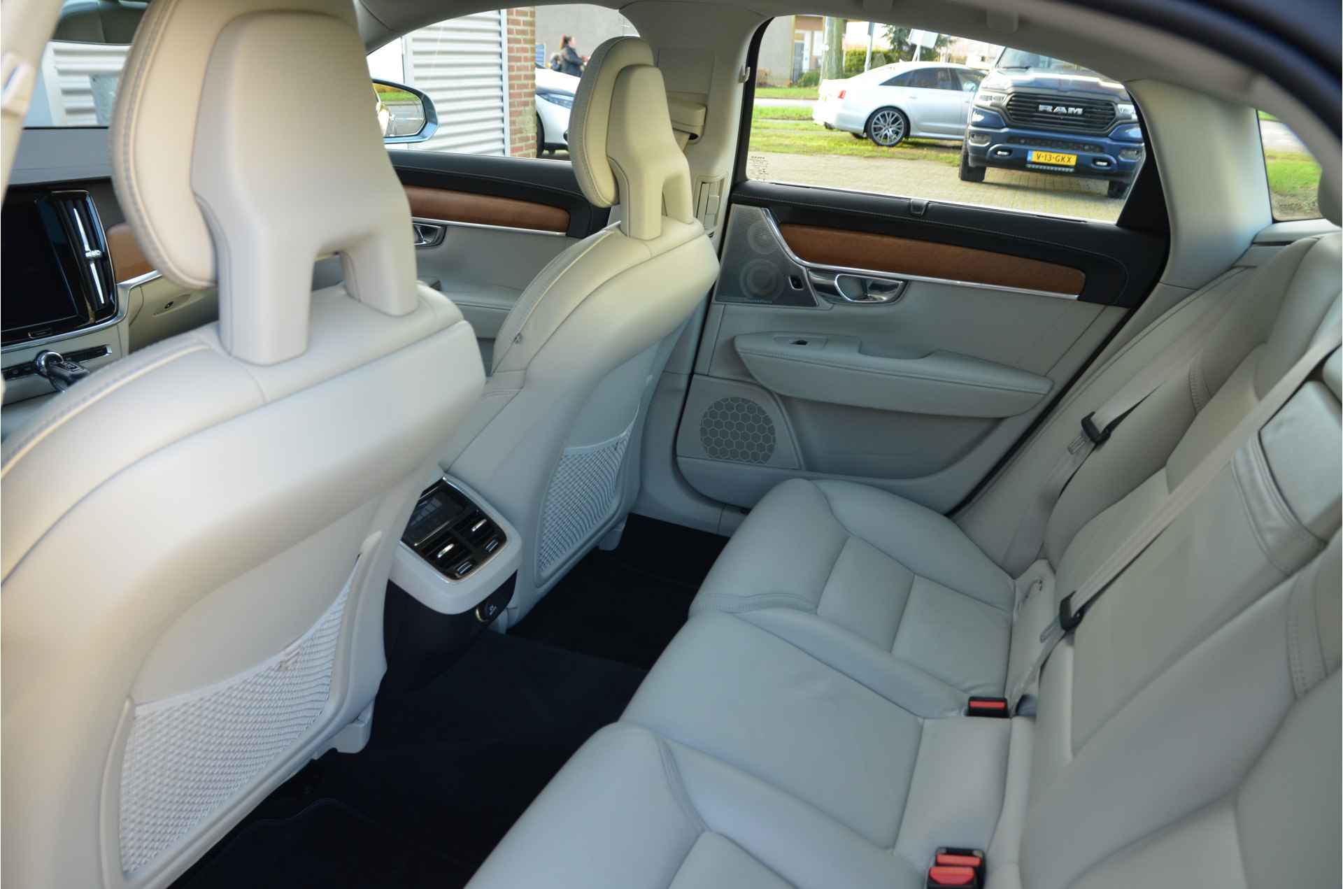 Volvo S90 2.0 T5 Inscription Panoramadak, HUD, Premium Audio, Leder - 16/34