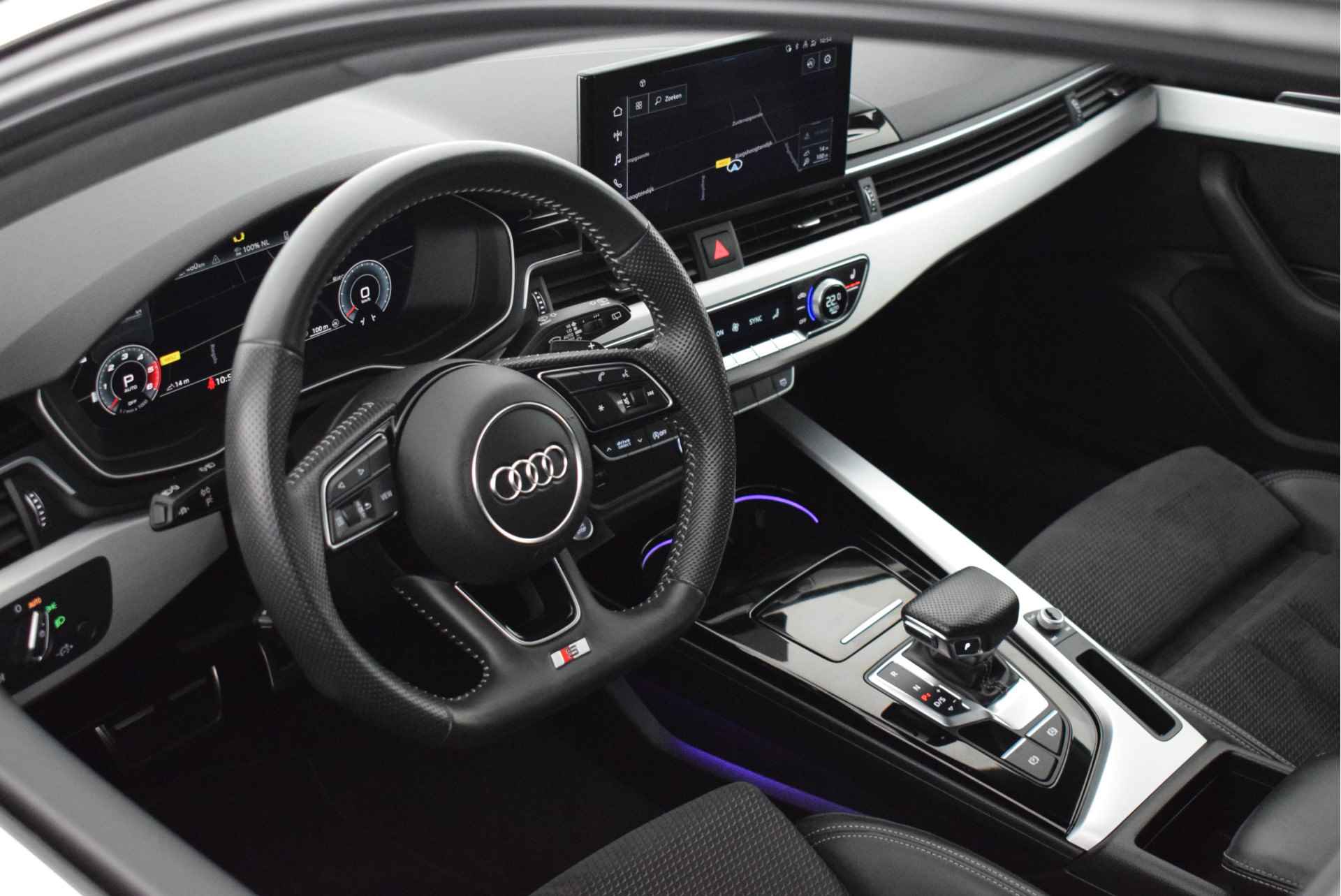 Audi A4 Avant 35 TDI 164pk S-Tronic 2x S-Line Virtual Cockpit Stoelverwarming Camera Led Navigatie - 9/54