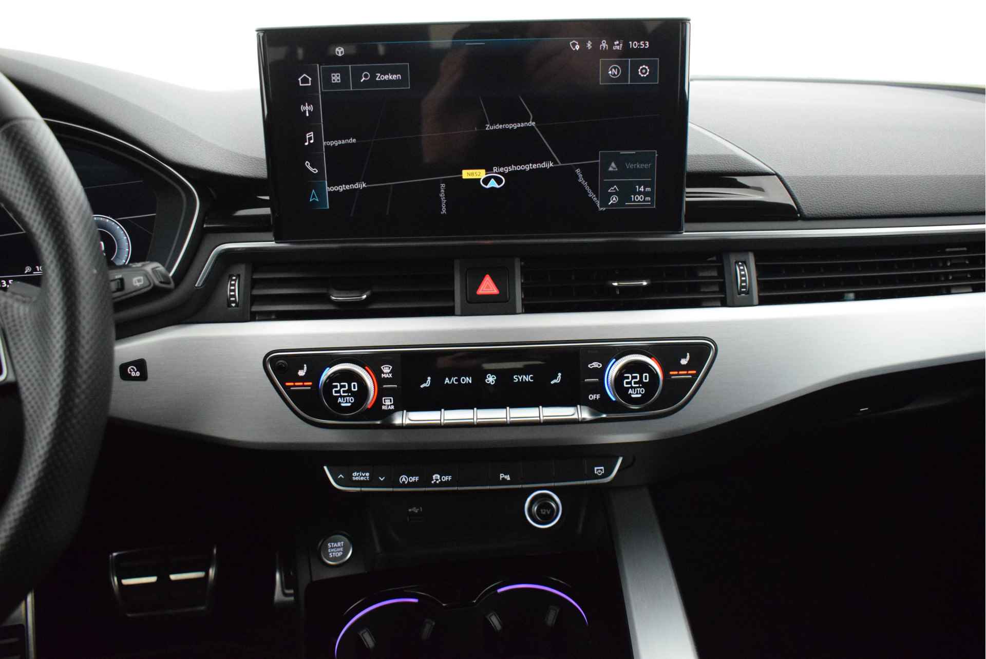Audi A4 Avant 35 TDI 164pk S-Tronic 2x S-Line Virtual Cockpit Stoelverwarming Camera Led Navigatie - 10/54