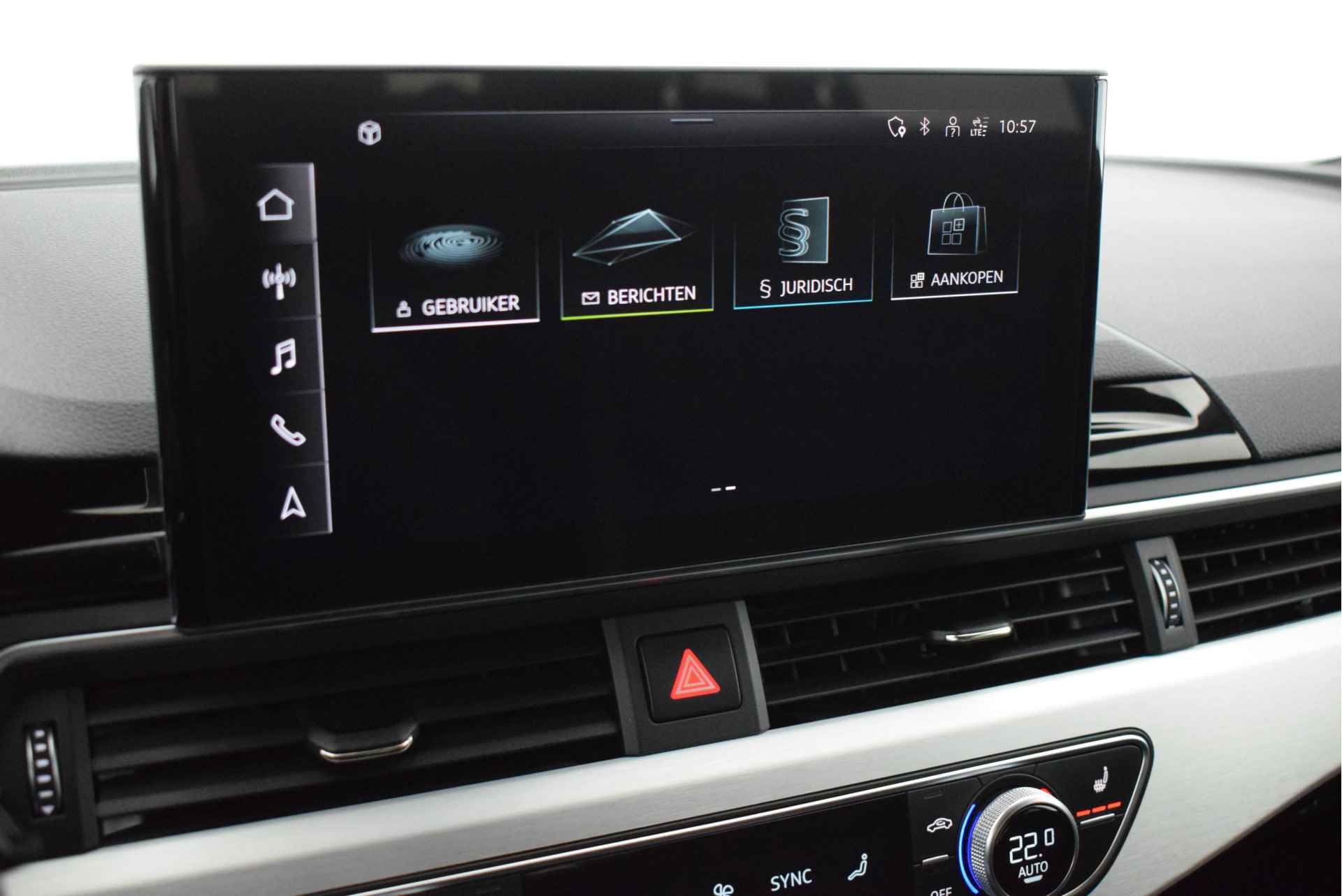 Audi A4 Avant 35 TDI 164pk S-Tronic 2x S-Line Virtual Cockpit Stoelverwarming Camera Led Navigatie - 27/54