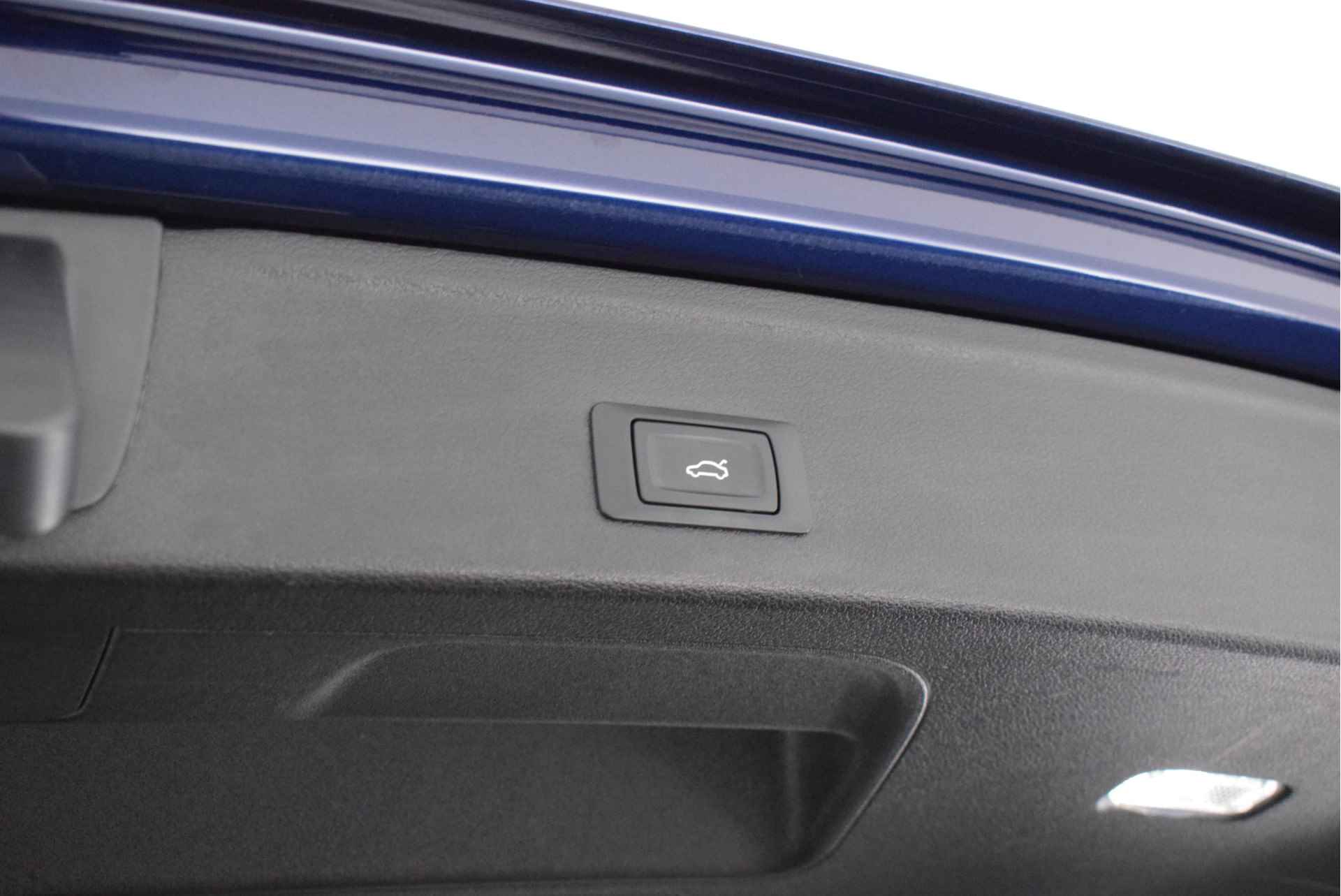 Audi A4 Avant 35 TDI 164pk S-Tronic 2x S-Line Virtual Cockpit Stoelverwarming Camera Led Navigatie - 51/54