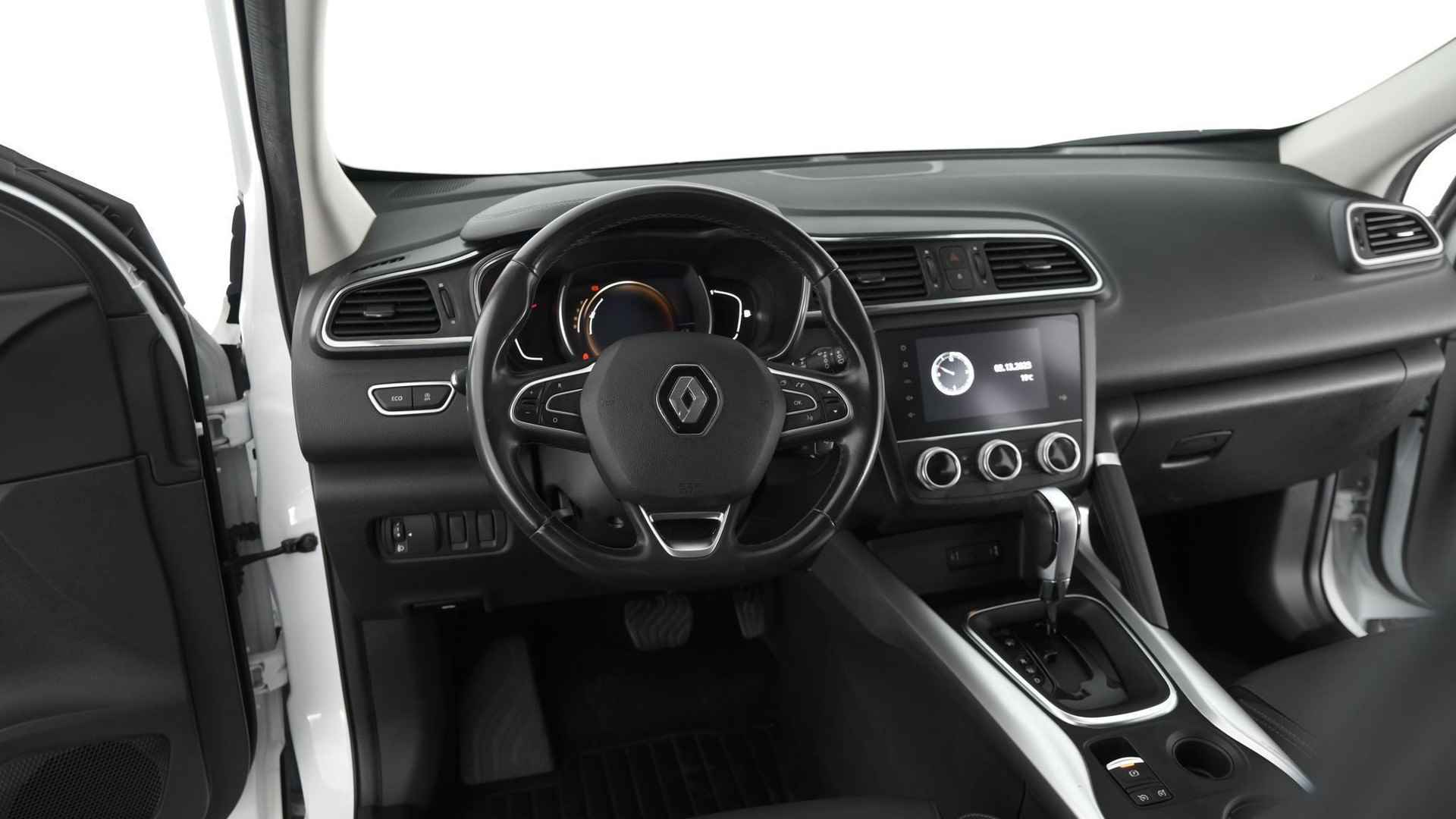 Renault Kadjar TCe 140 EDC Intens | Camera | Cruise Control Adaptief | Panoramadak | Stoelverwarming | Navigatie - 3/58
