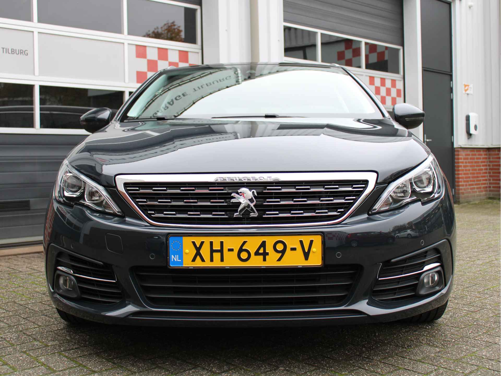 Peugeot 308 SW 1.2 PureTech 131PK Automaat Blue Lease Premium /NAVI/Panoramadak/360° Camera/LED/PDC/DAB+/Apple carplay/Lane assist/NAP! 1e eig! - 37/49