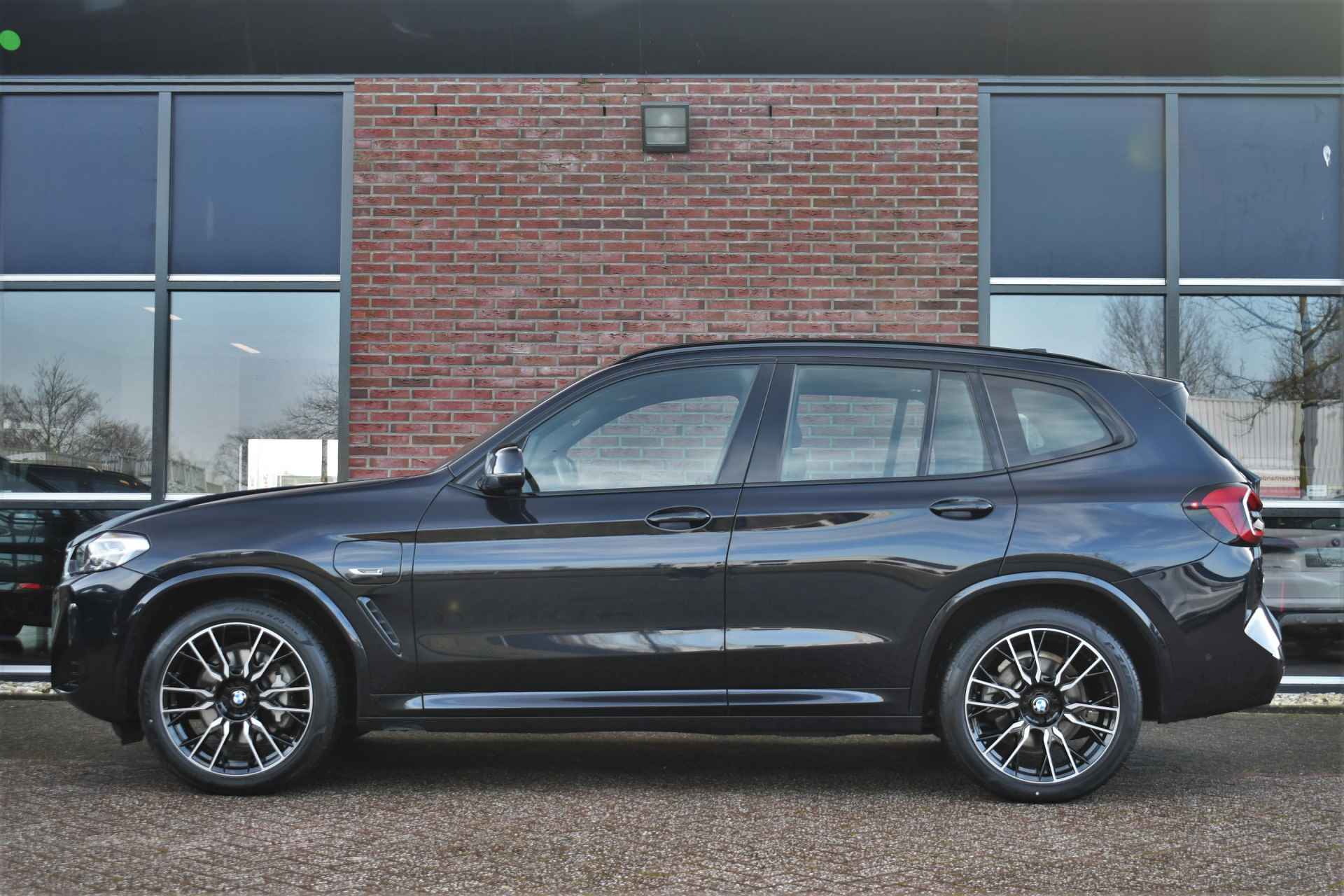 BMW X3 xDrive30e M-Sport Pano Trekh El-zetel Camera Gesture - 32/90