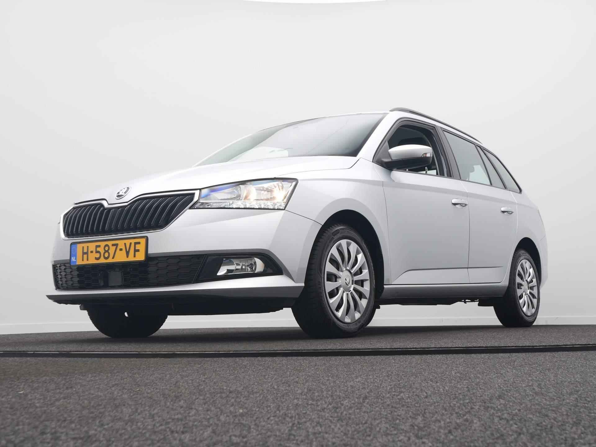 Skoda Fabia Combi 1.0 TSI Ambition Trekhaak - Navigatie - Cruise - Airco - 9/29