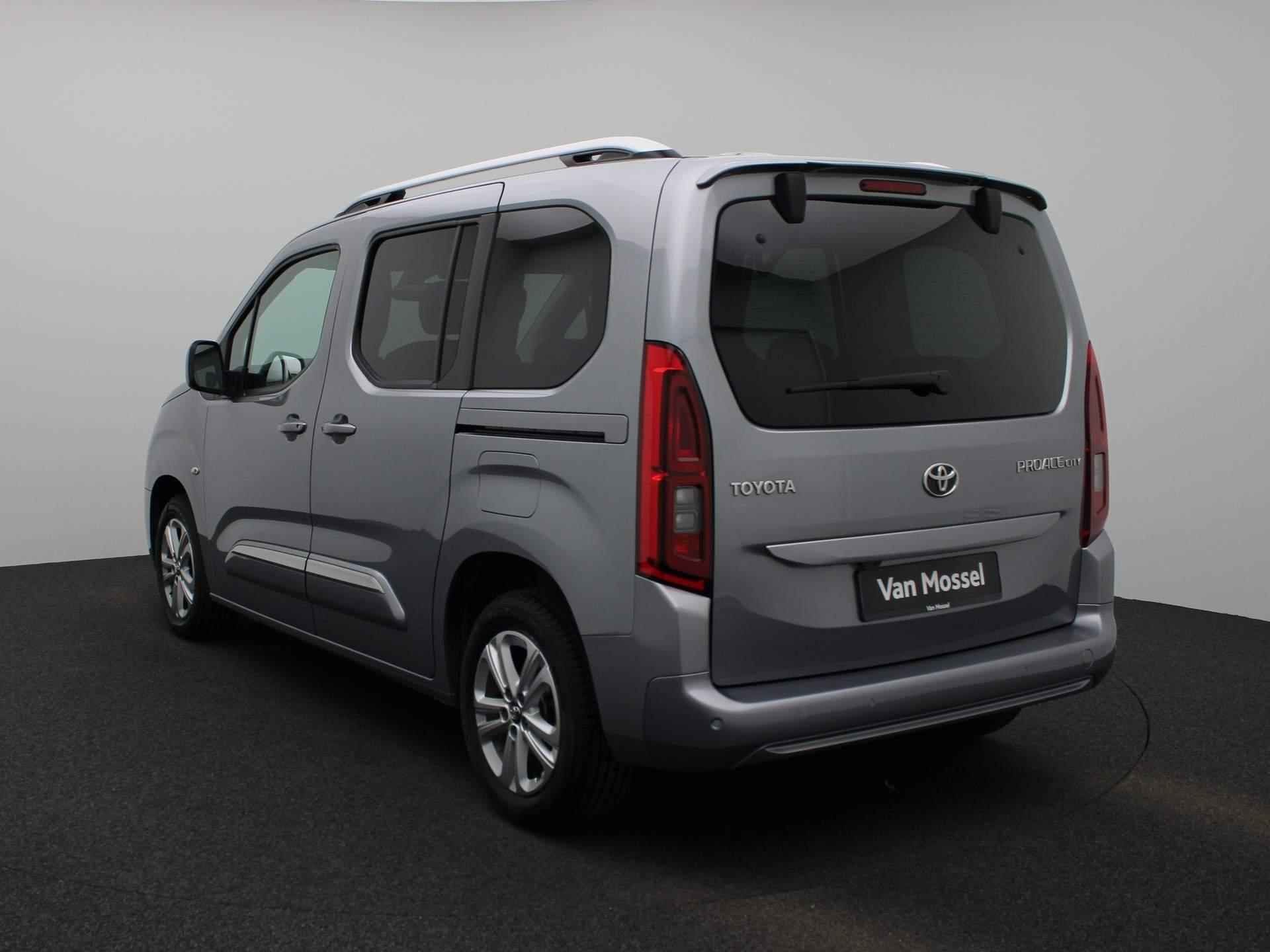 Toyota PROACE CITY Verso 1.2 Turbo Dynamic | Navigatie | Climate-Control | Cruise-Control | Camera | Apple-Carplay | - 2/34