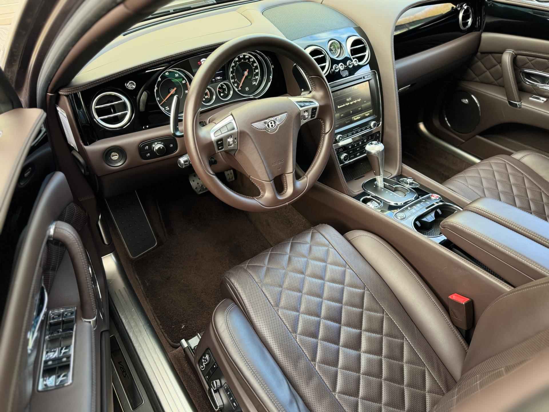 Bentley Flying Spur 4.0 V8S|Uniek|Adaptive cruise|Massage|Luxe leder|Koelkast|Stoel koeling+verwarming|Luxe|Dealeronderhouden - 5/80