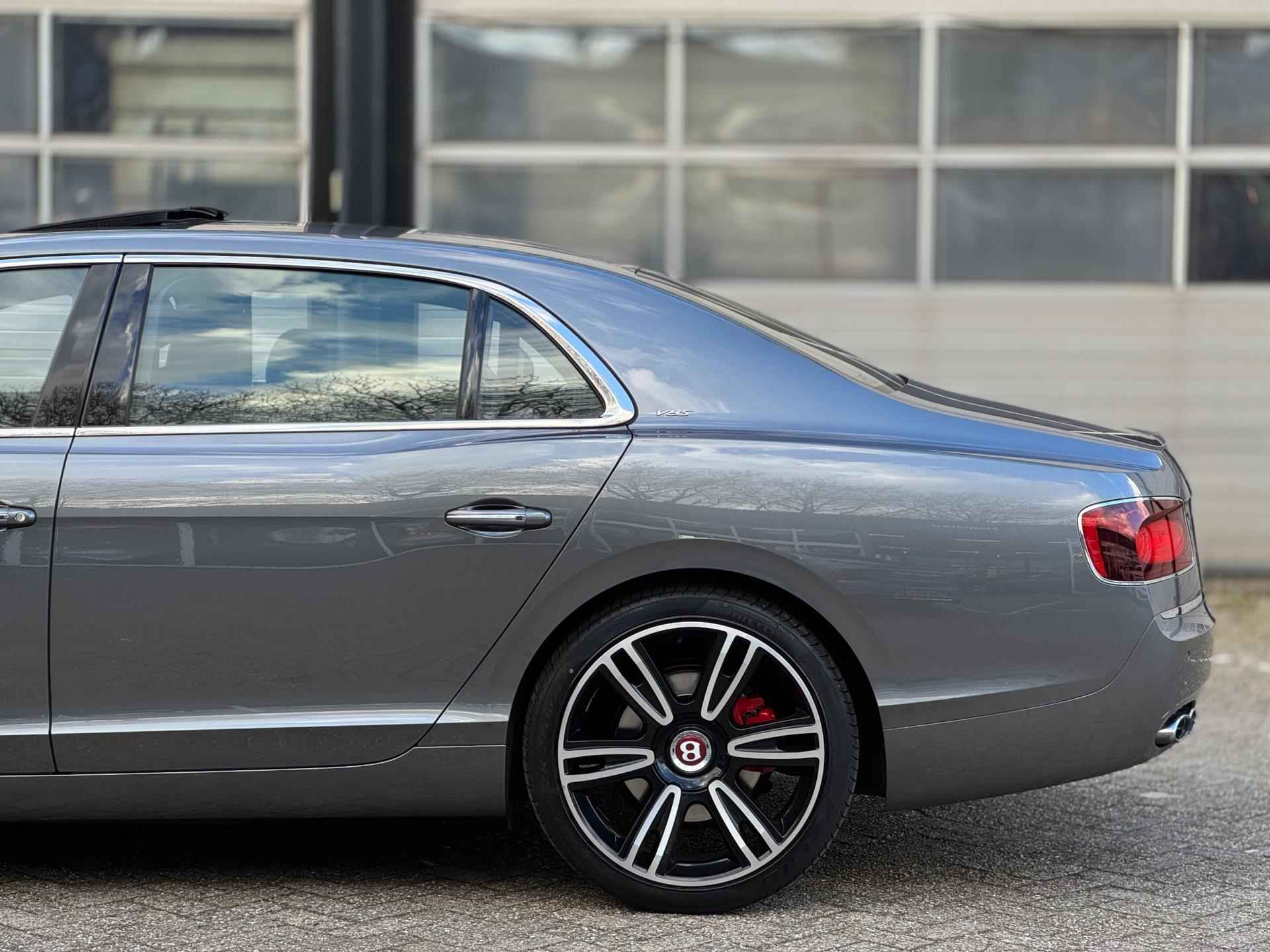 Bentley Flying Spur 4.0 V8S|Uniek|Adaptive cruise|Massage|Luxe leder|Koelkast|Stoel koeling+verwarming|Luxe|Dealeronderhouden - 25/80