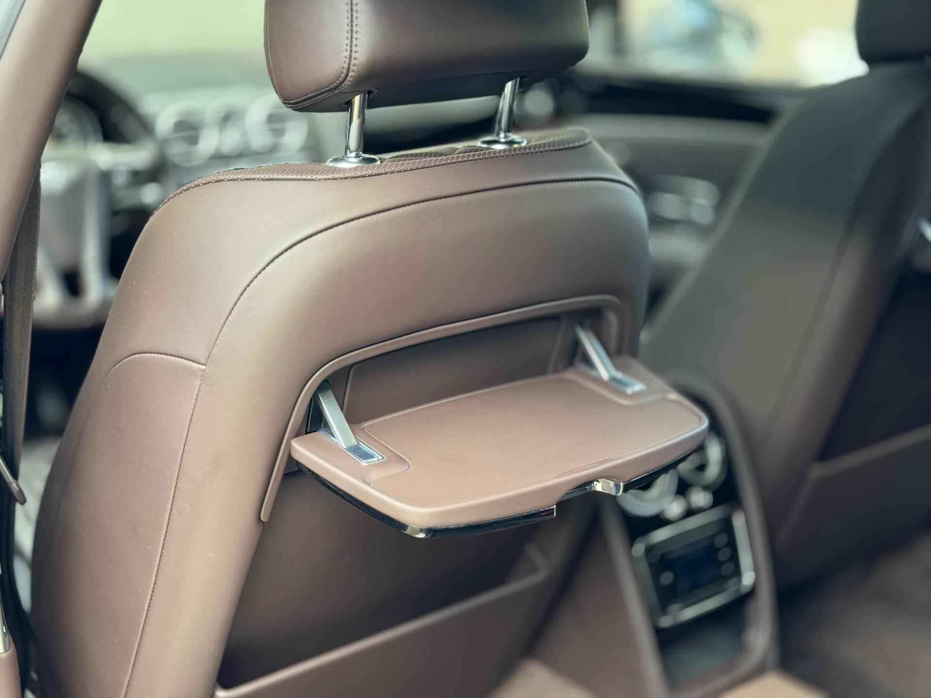 Bentley Flying Spur 4.0 V8S|Uniek|Adaptive cruise|Massage|Luxe leder|Koelkast|Stoel koeling+verwarming|Luxe|Dealeronderhouden - 44/80