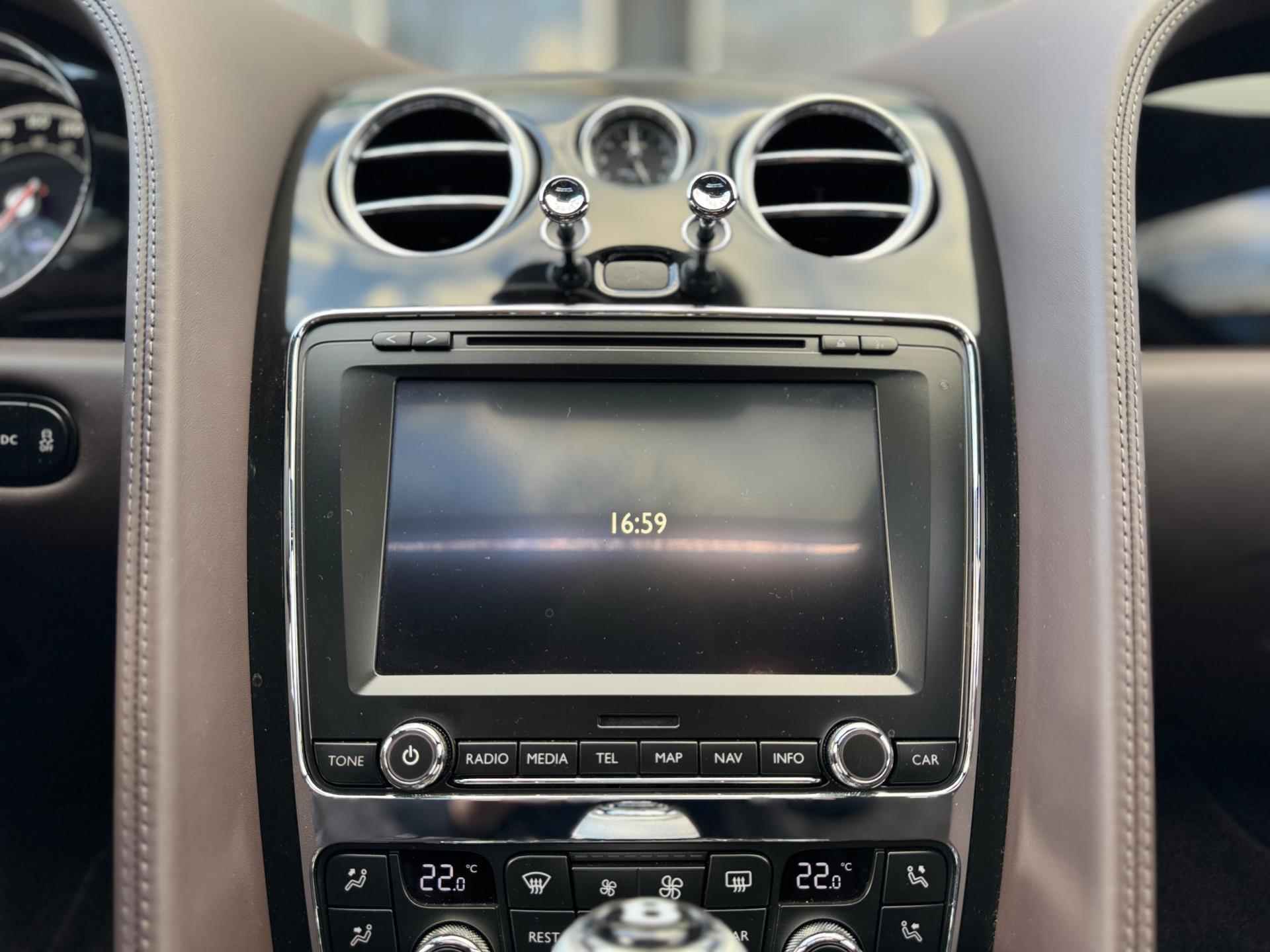 Bentley Flying Spur 4.0 V8S|Uniek|Adaptive cruise|Massage|Luxe leder|Koelkast|Stoel koeling+verwarming|Luxe|Dealeronderhouden - 55/80