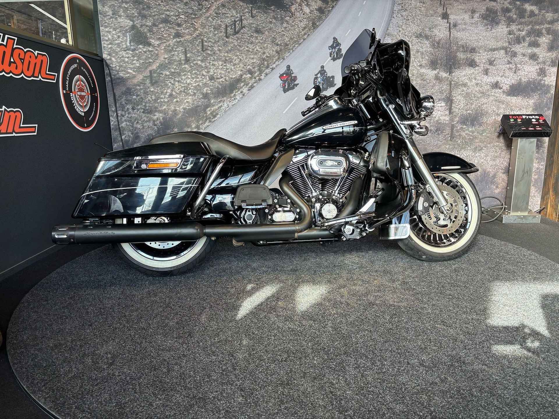 Harley-Davidson FLHTK ELECTRA GLIDE ULTRA LIMI - 2/11